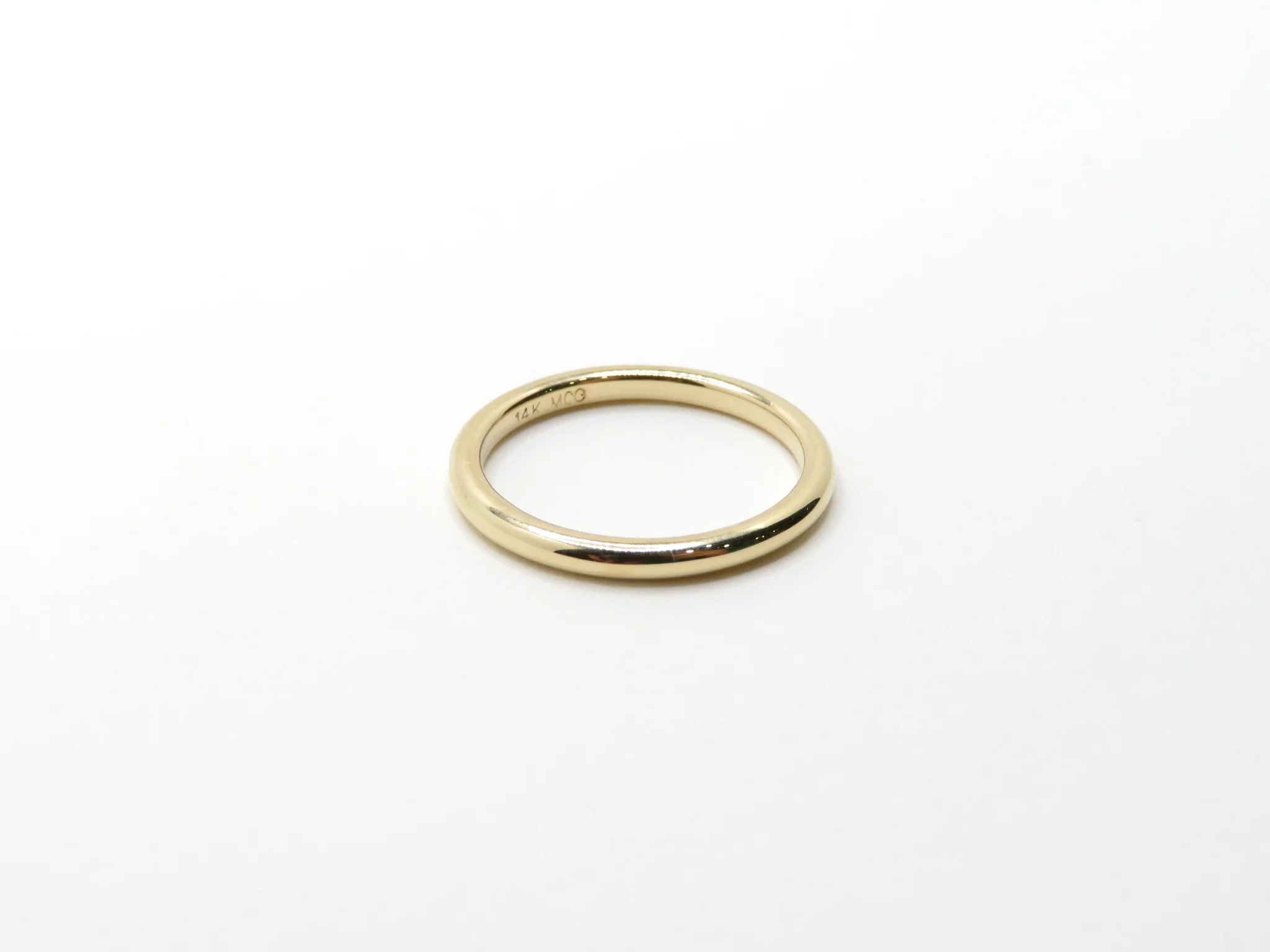 14k Yellow Gold Tubular Band