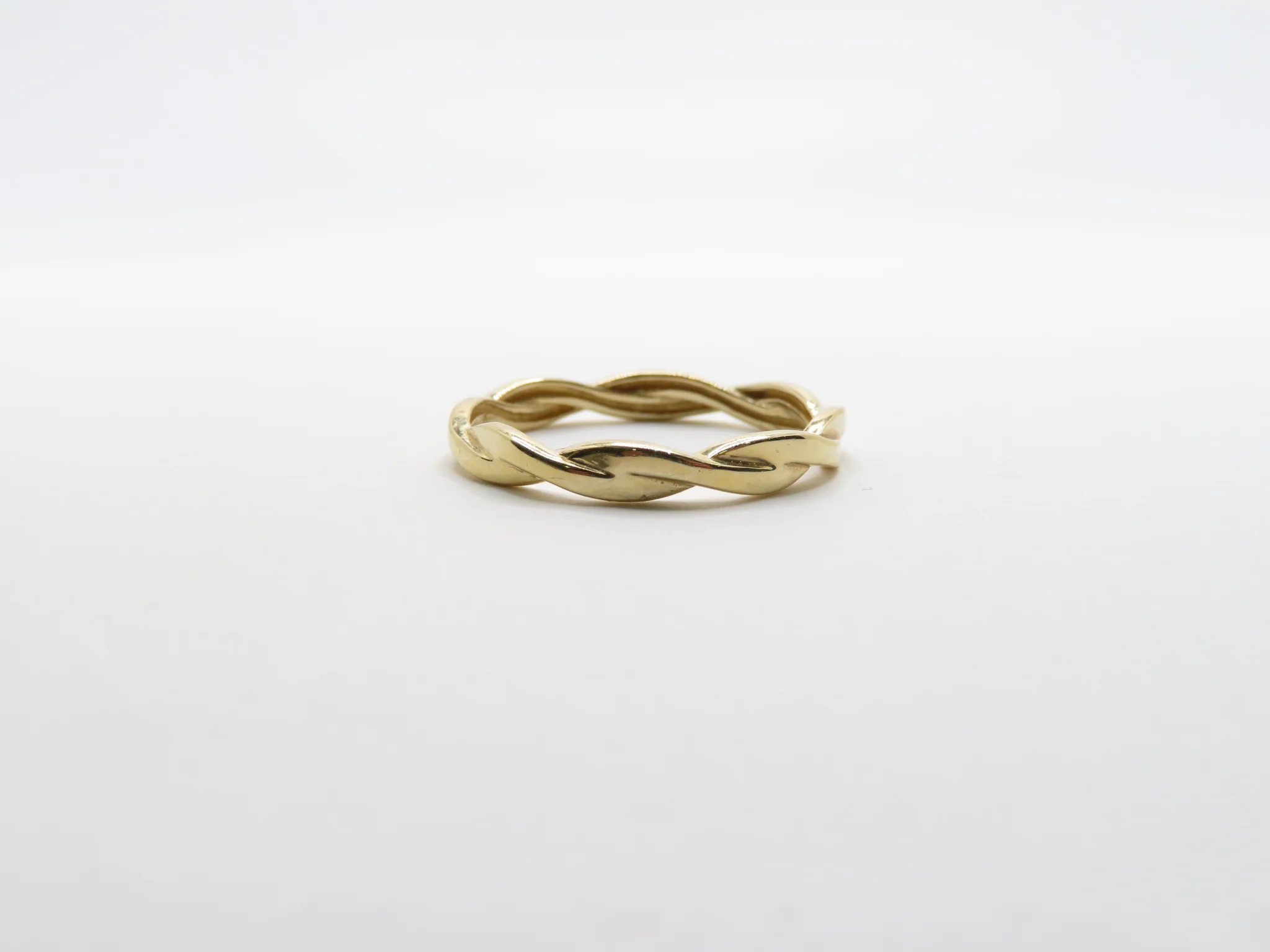 14k Yellow Gold Twist Band - Image 4