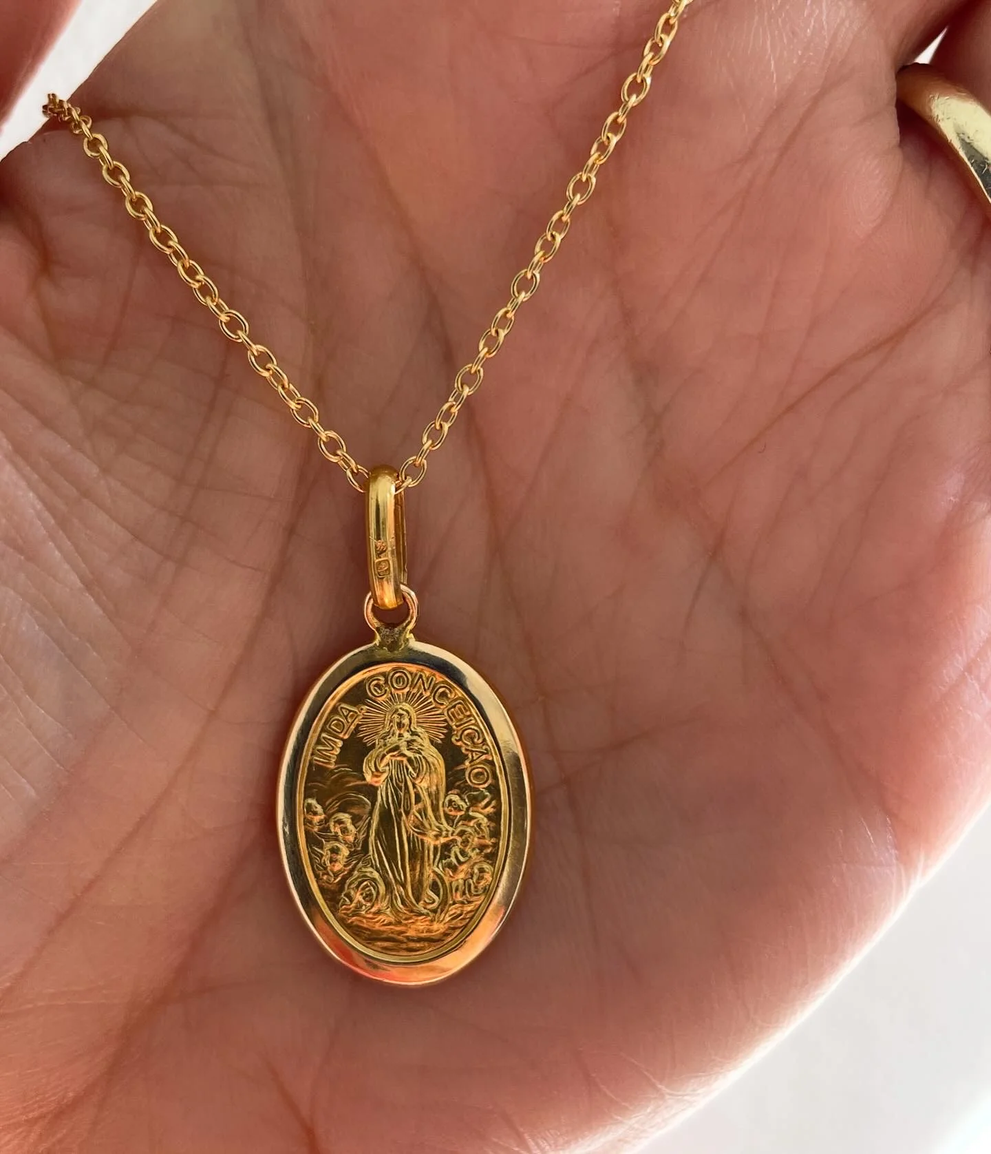19.25 Yellow Gold Our Lady of Conception Medal - Image 4
