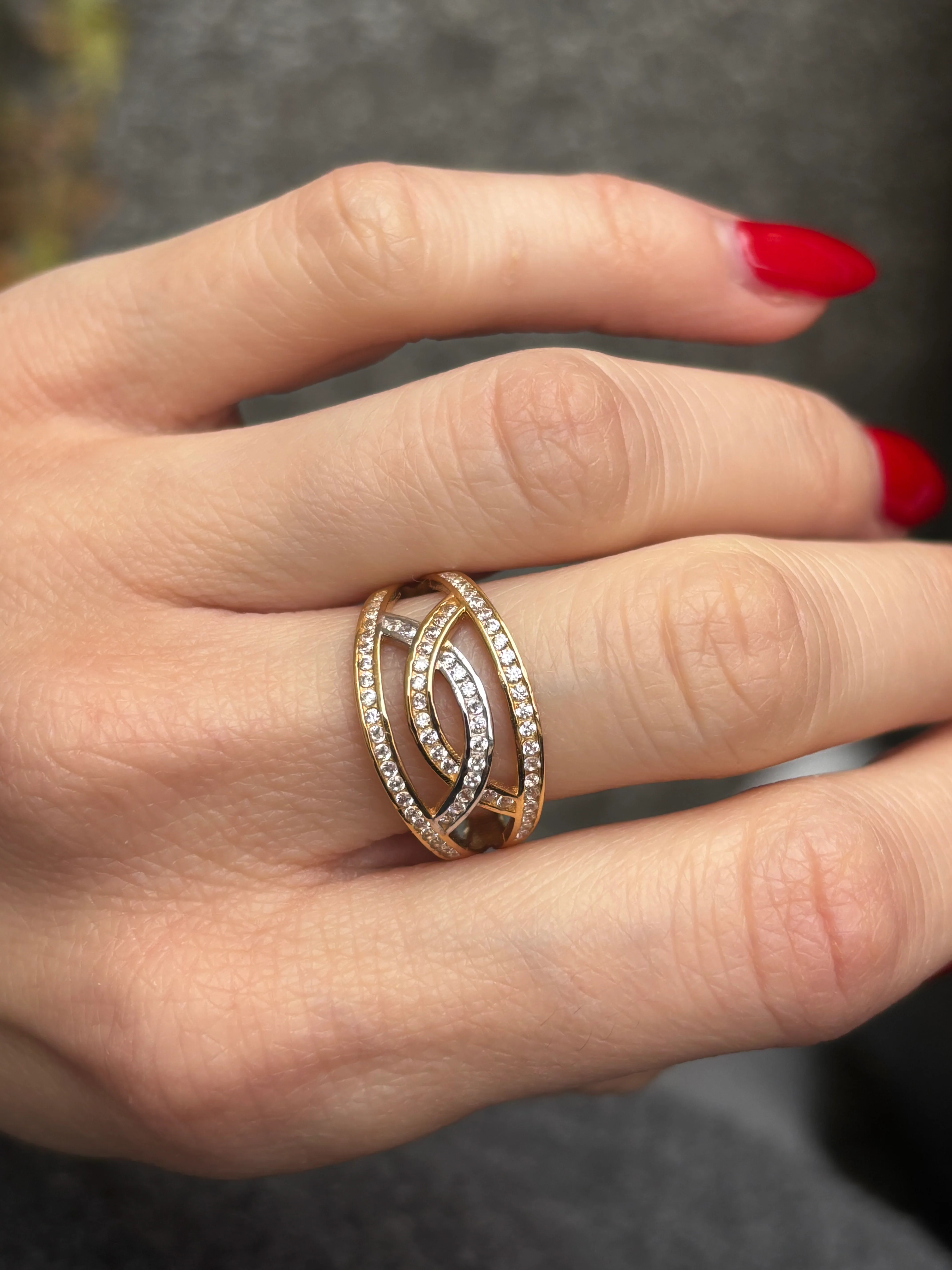 19.25k Two Tone Inside Out Ring - Image 2