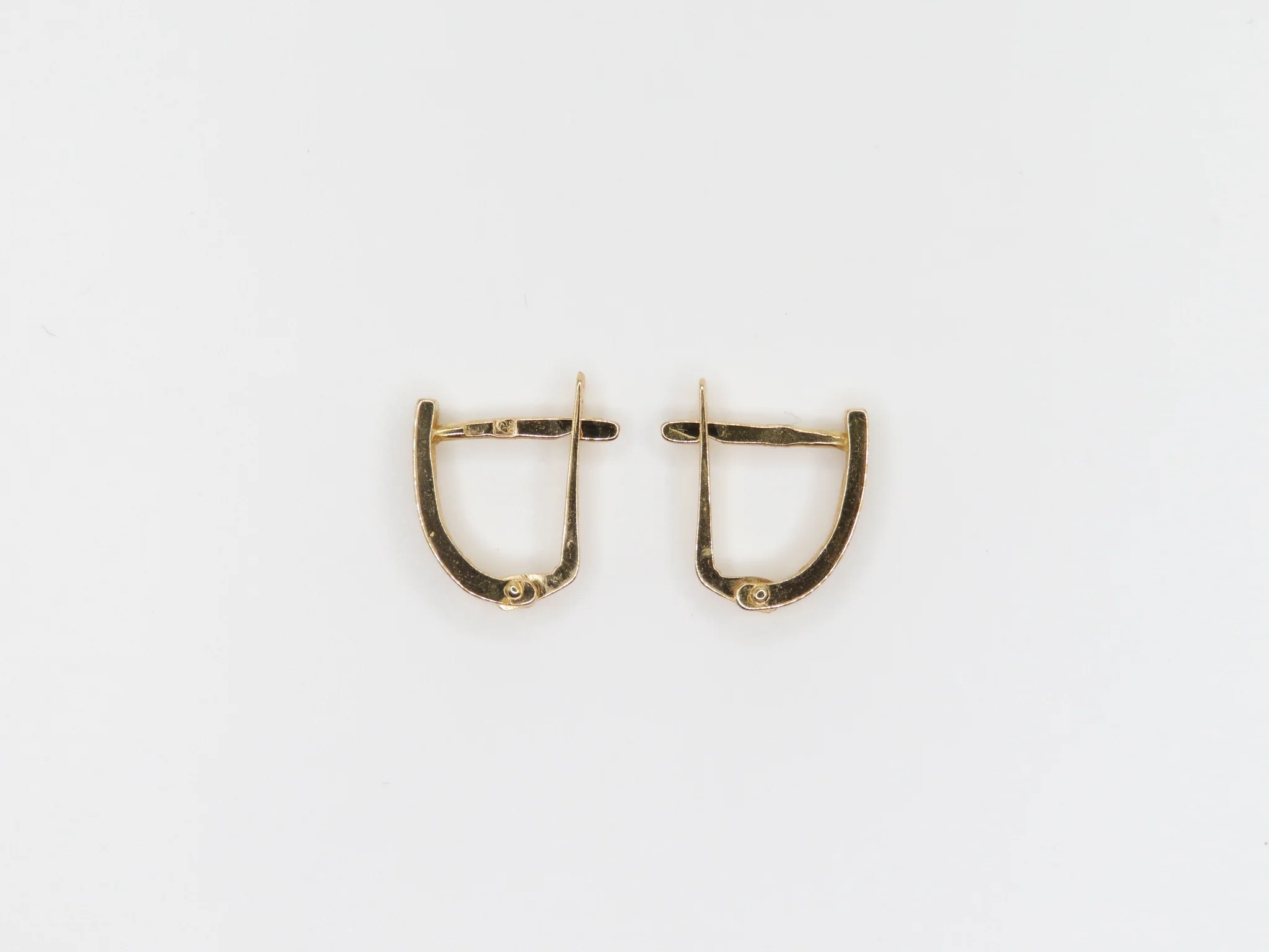 19.25k Bead Set Channel Childrens Earrings - Image 10
