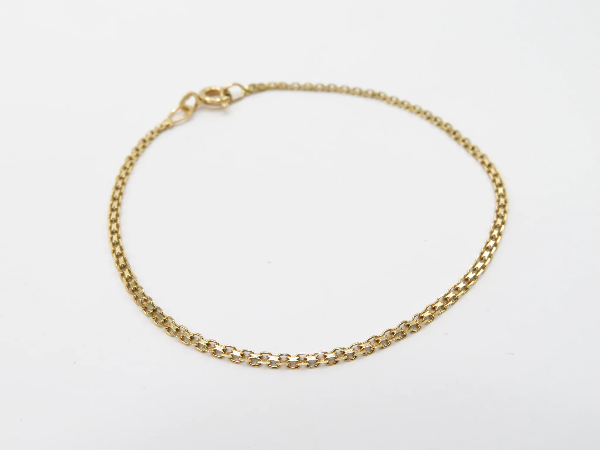 19.25k Yellow Gold Bismark Bracelet - Image 3