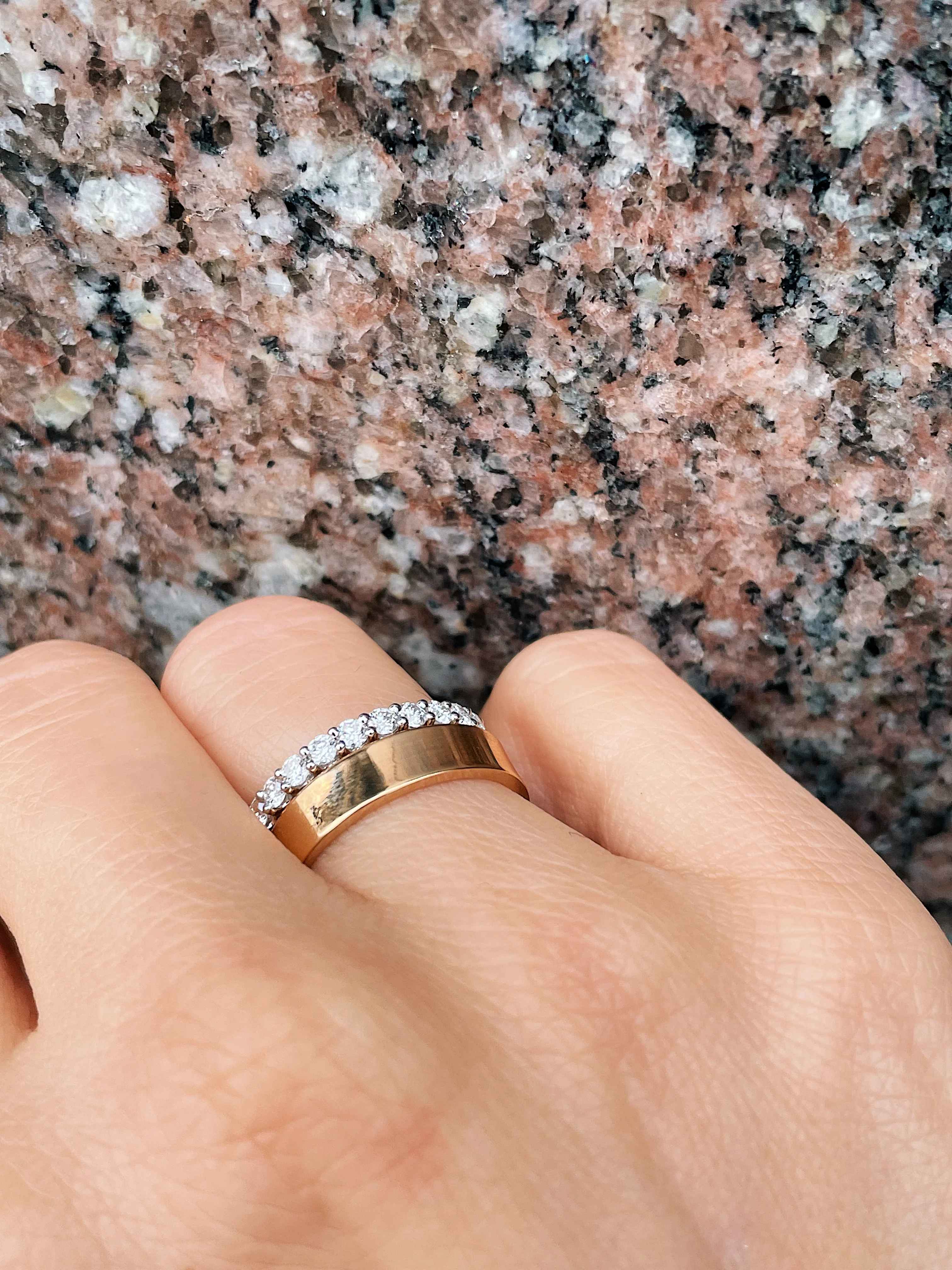 19.25k Rose Gold Cigar Band - Image 6