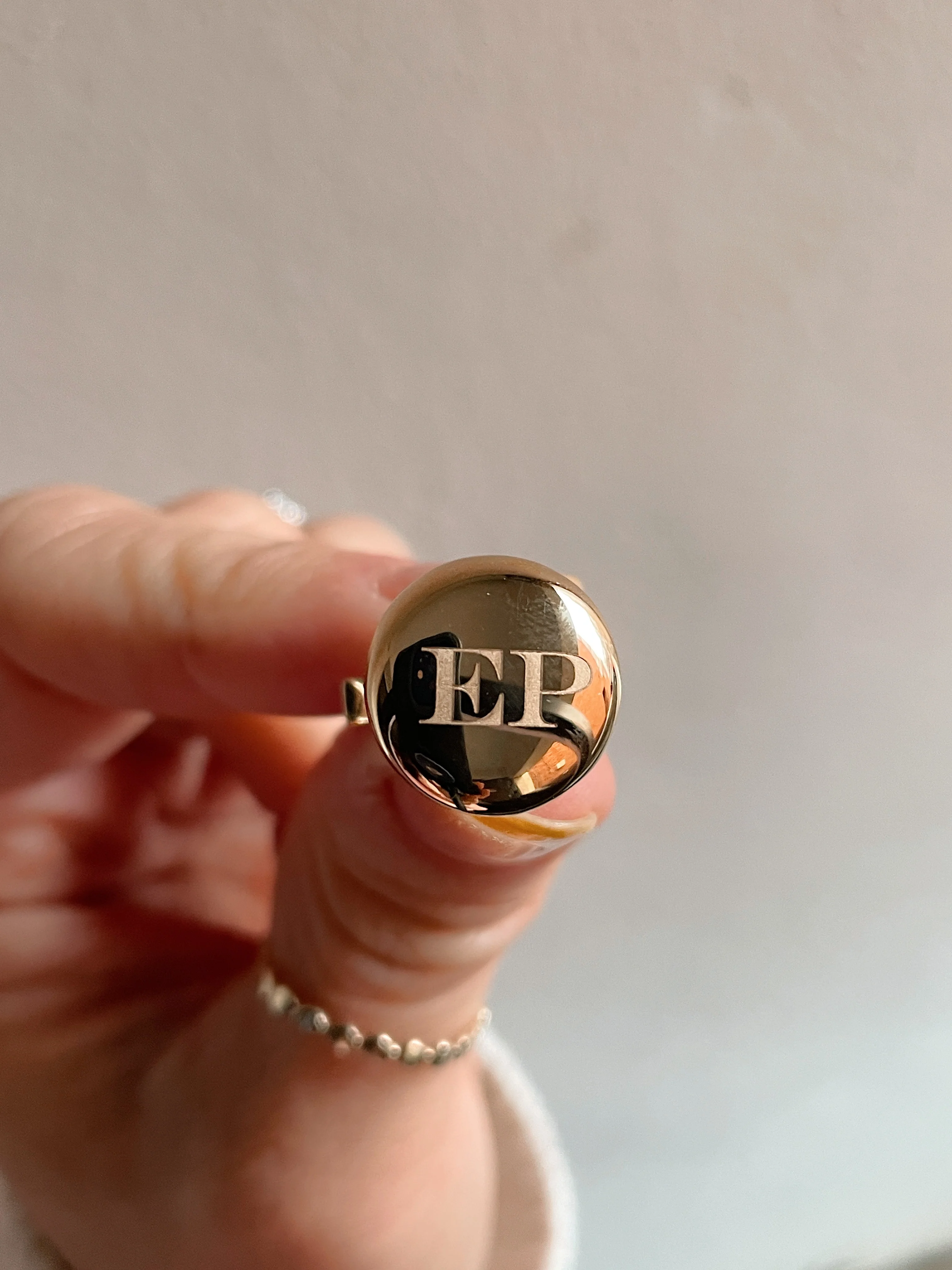 19.25k Circular Domed Cufflinks - Image 4