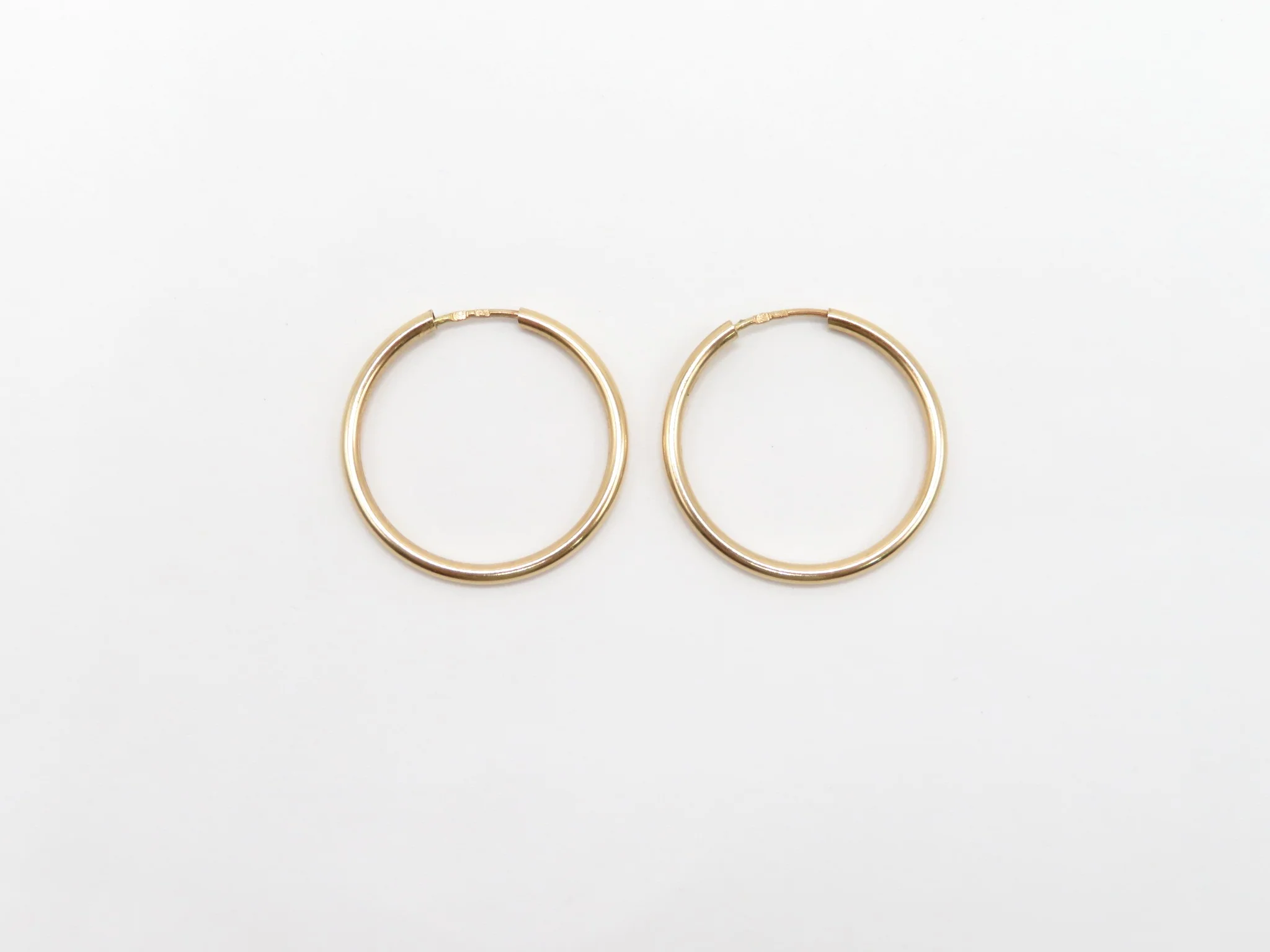 19.25k Yellow Gold Classic Light Sleepers - Image 15