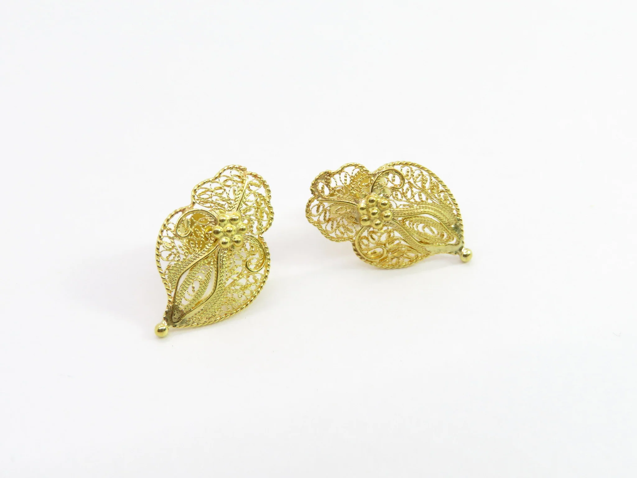 19.25k Yellow Gold Coracao Viana Studs - Image 3