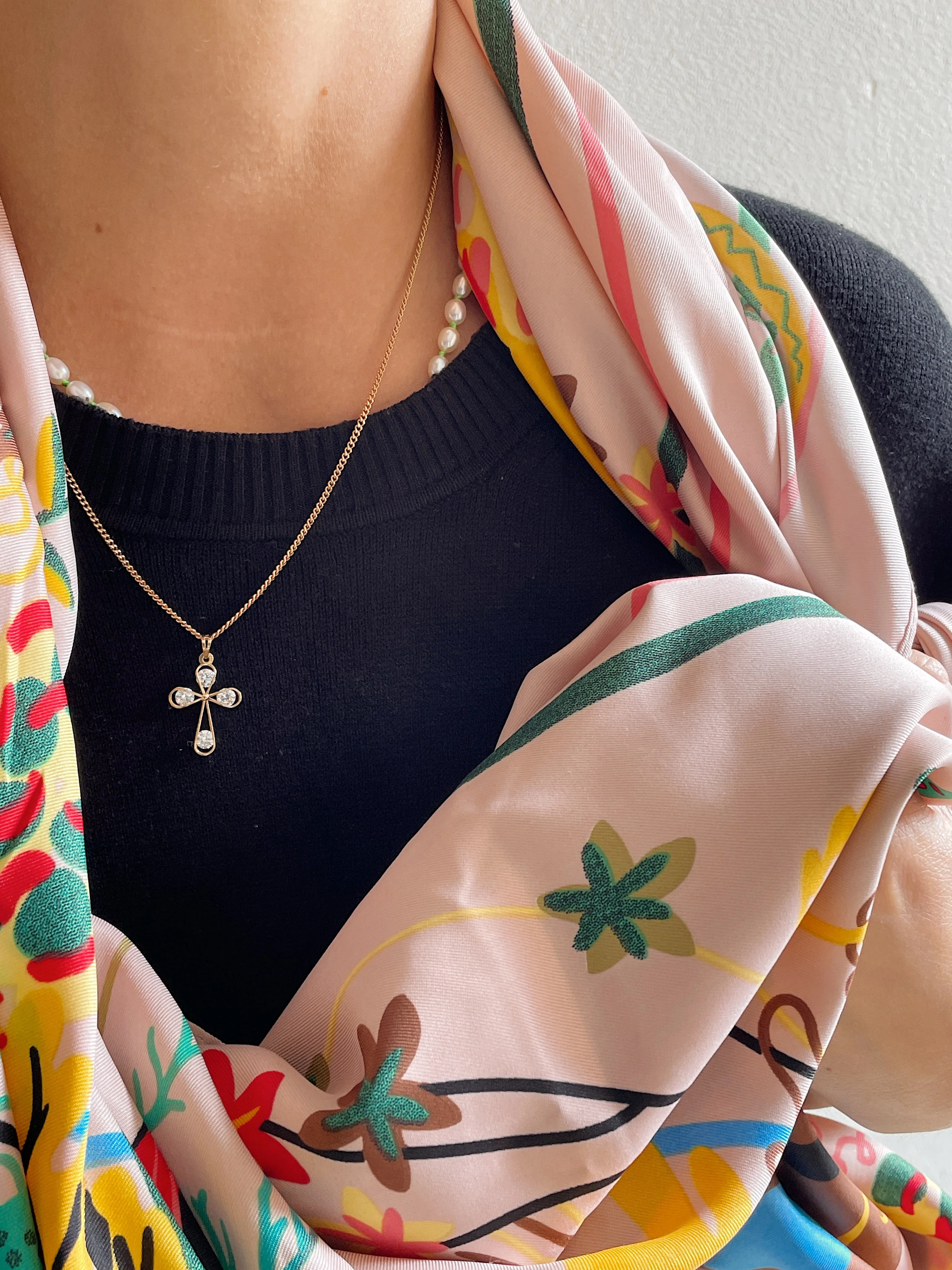 19.25k Yellow Gold Floating CZ Cross - Image 2