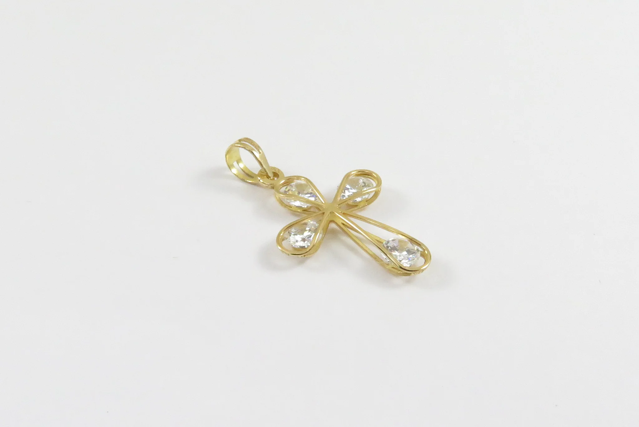 19.25k Yellow Gold Floating CZ Cross - Image 3