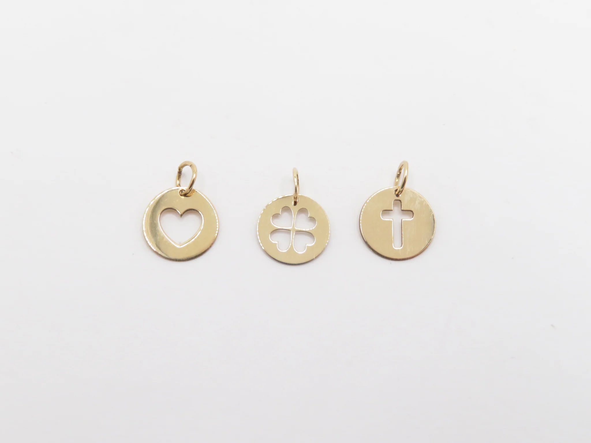 19.25k Yellow Gold Mini Cutout Tag