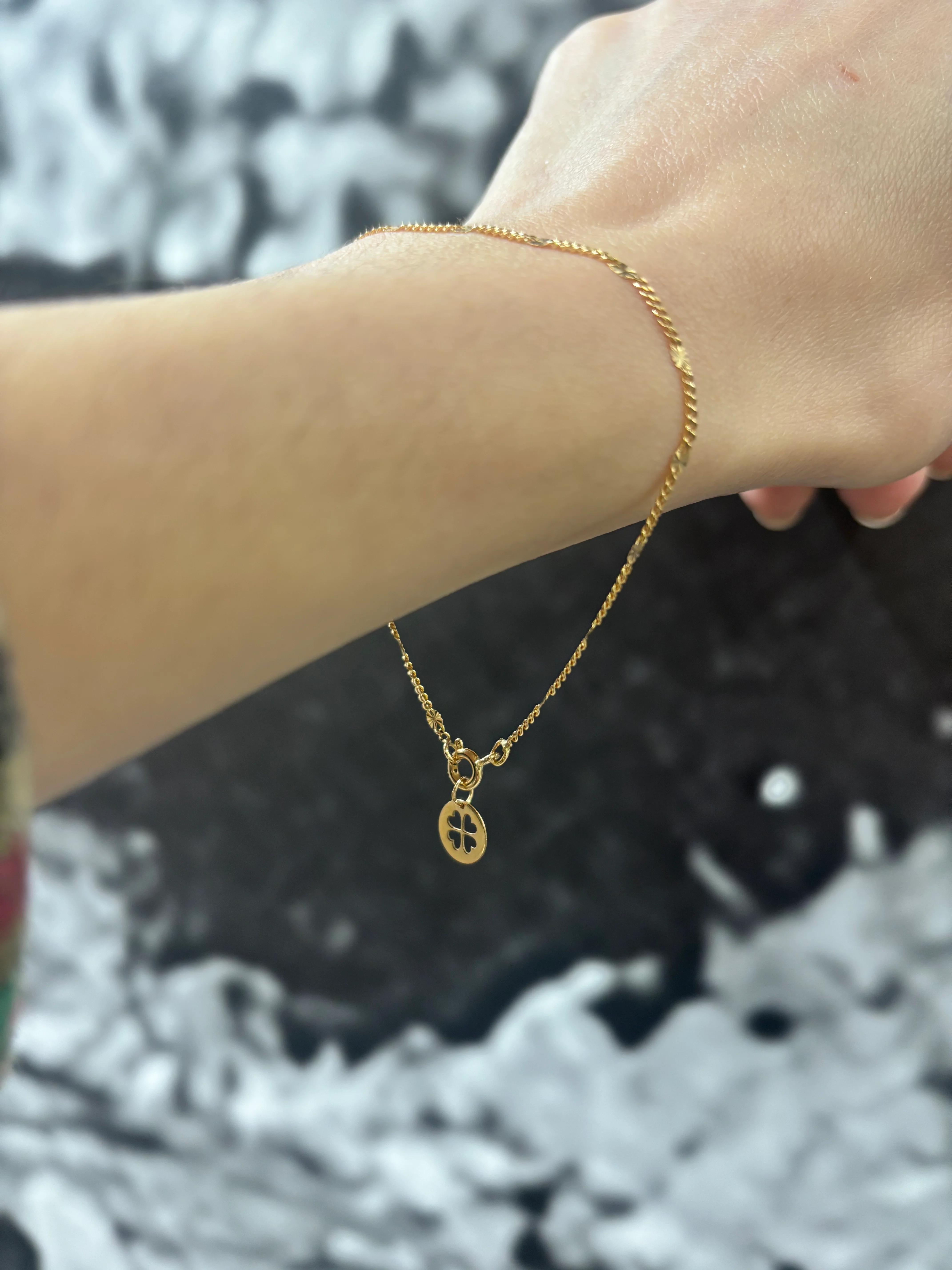 19.25k Yellow Gold Mini Cutout Tag - Image 8