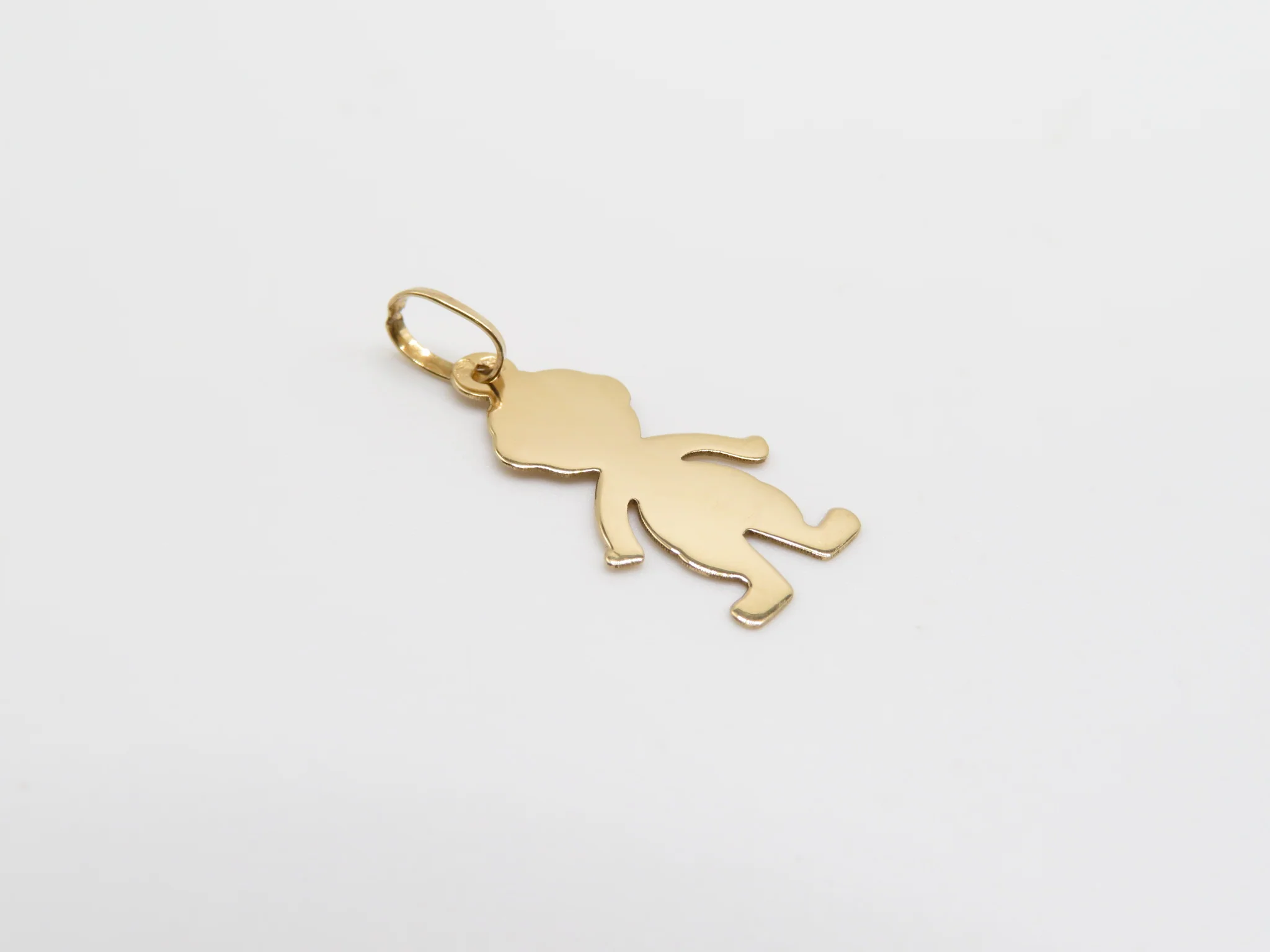 19.25k Yellow Gold Children Cutout Pendant