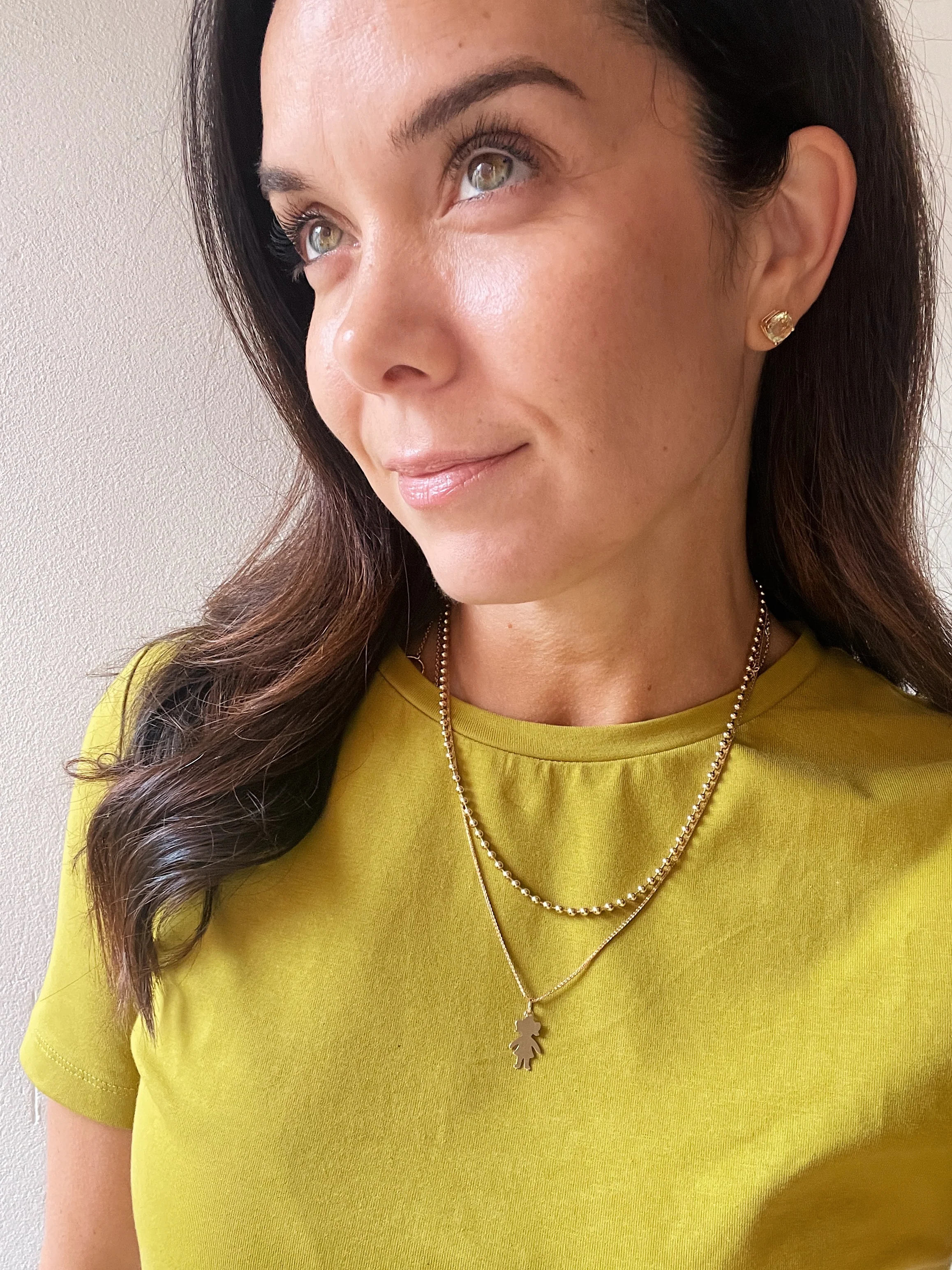 19.25k Yellow Gold Children Cutout Pendant - Image 6