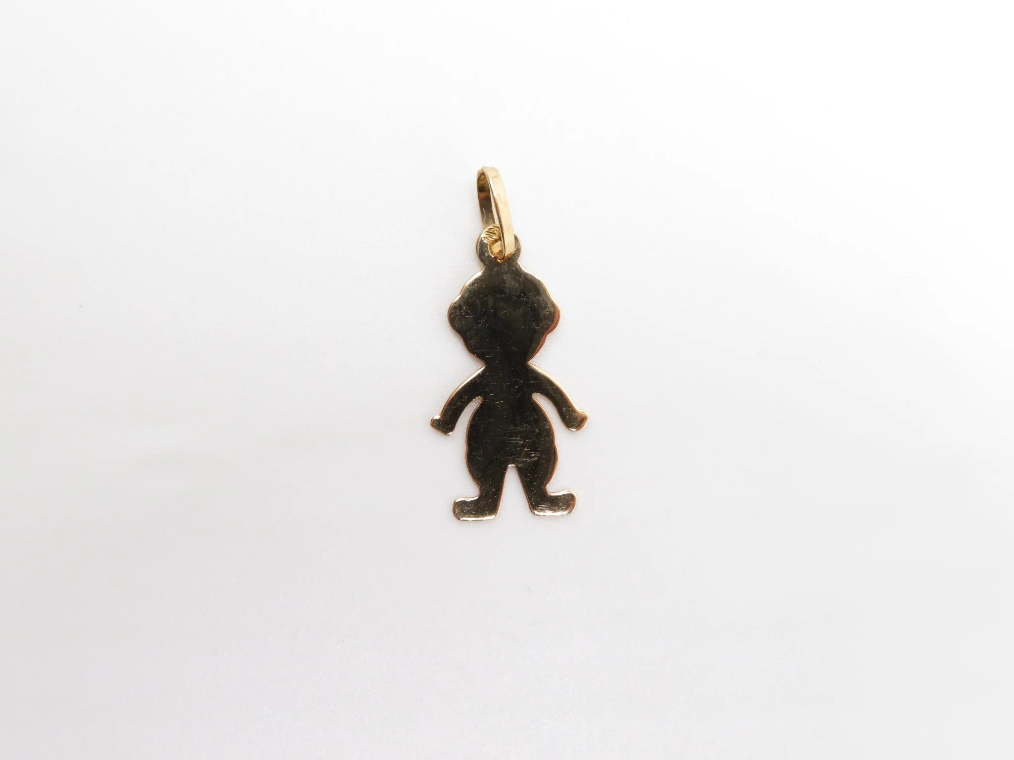 19.25k Yellow Gold Children Cutout Pendant - Image 8