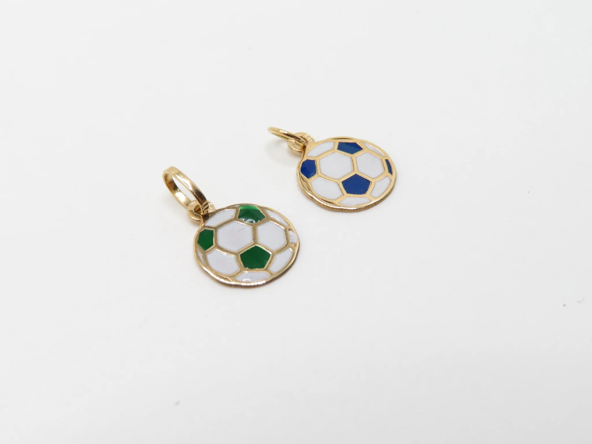 19.25k Yellow Gold Enamel Soccer Ball - Image 3