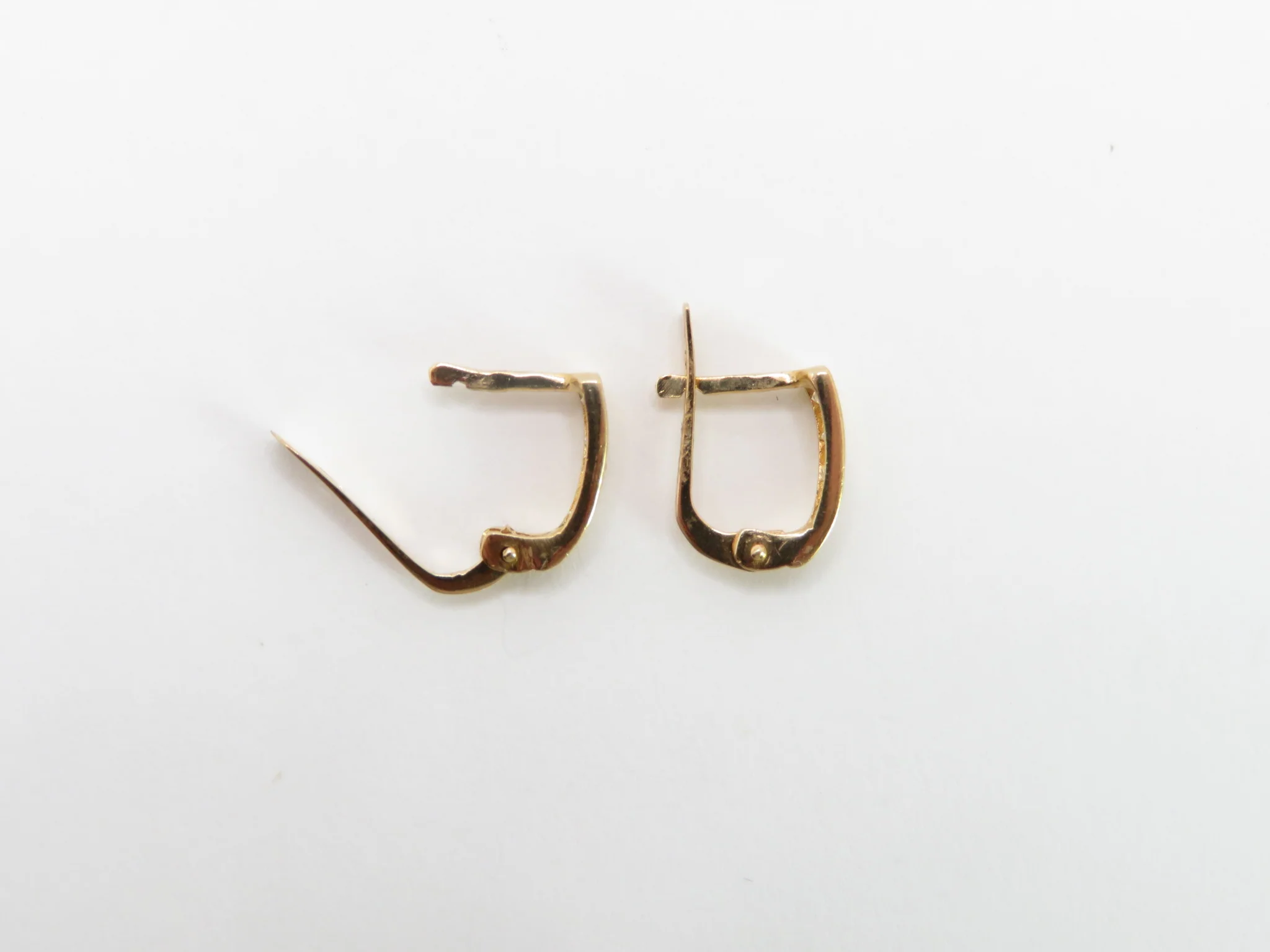 19.25k Yellow Gold Cubic Fan Children's Earrings - Image 5