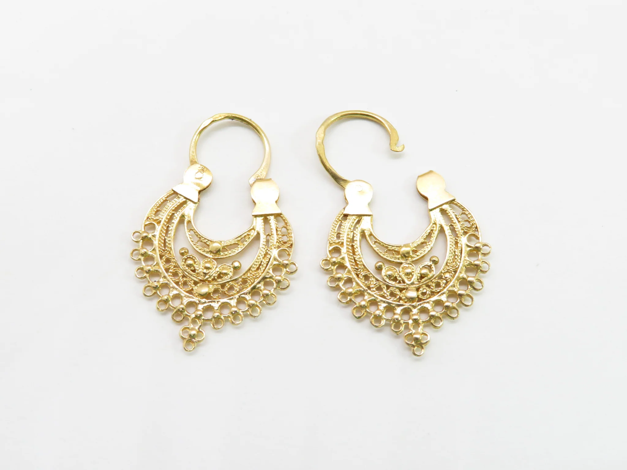 19.25k Yellow Gold Filligree Arrecadas Earrings - Small - Image 6