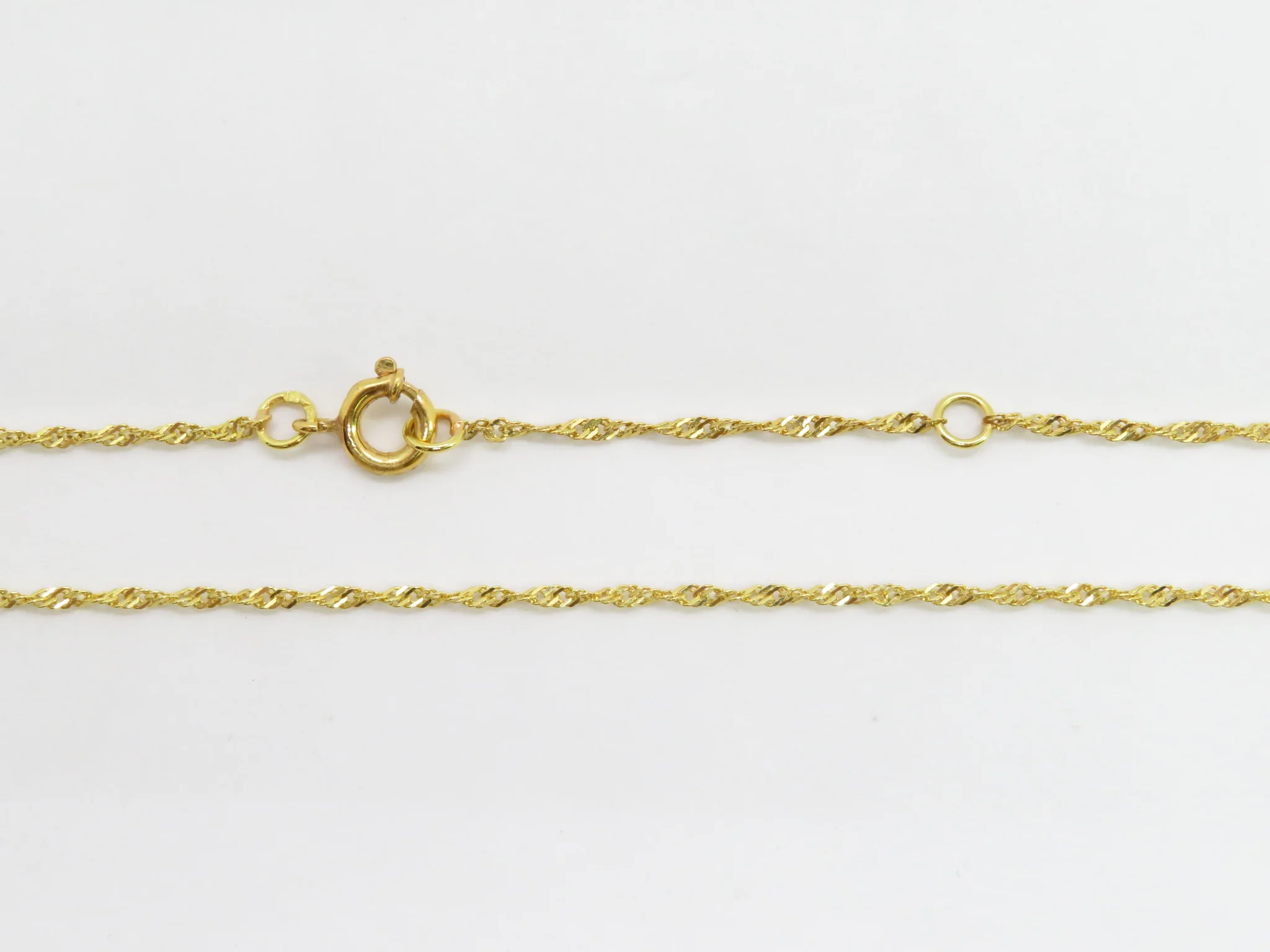19.25k Floating Conta de Viana Necklace - Image 6