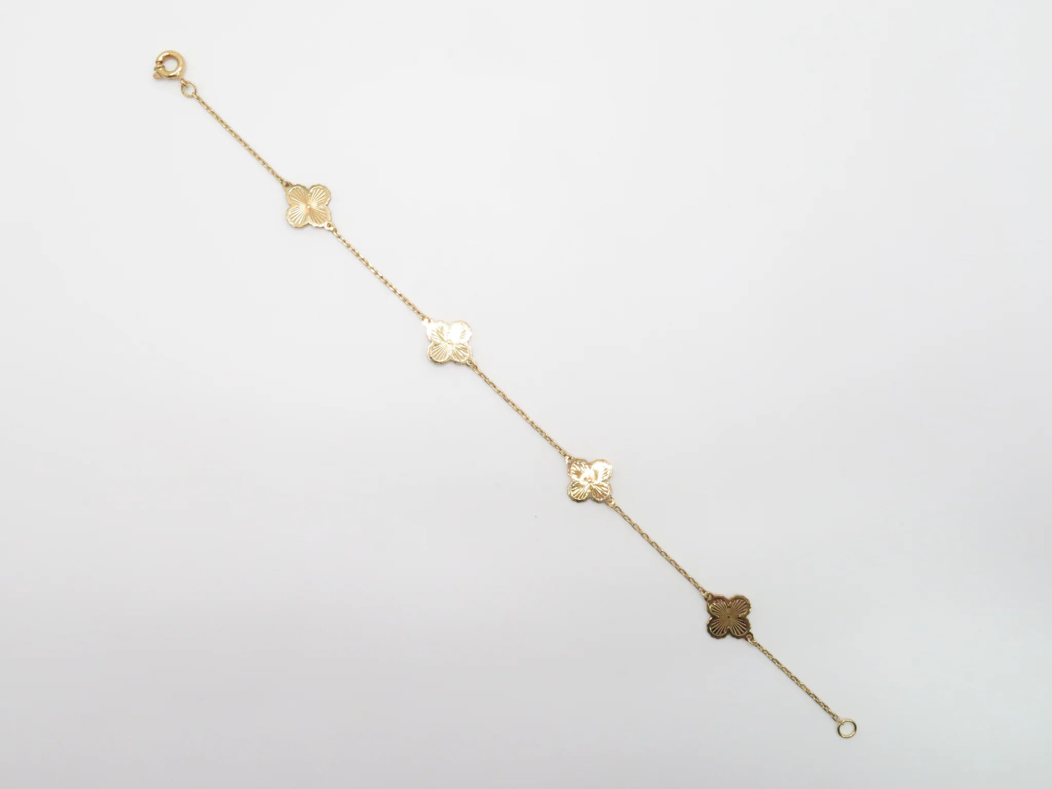 19.25k Yellow Gold Four Clover Bracelet - Image 7