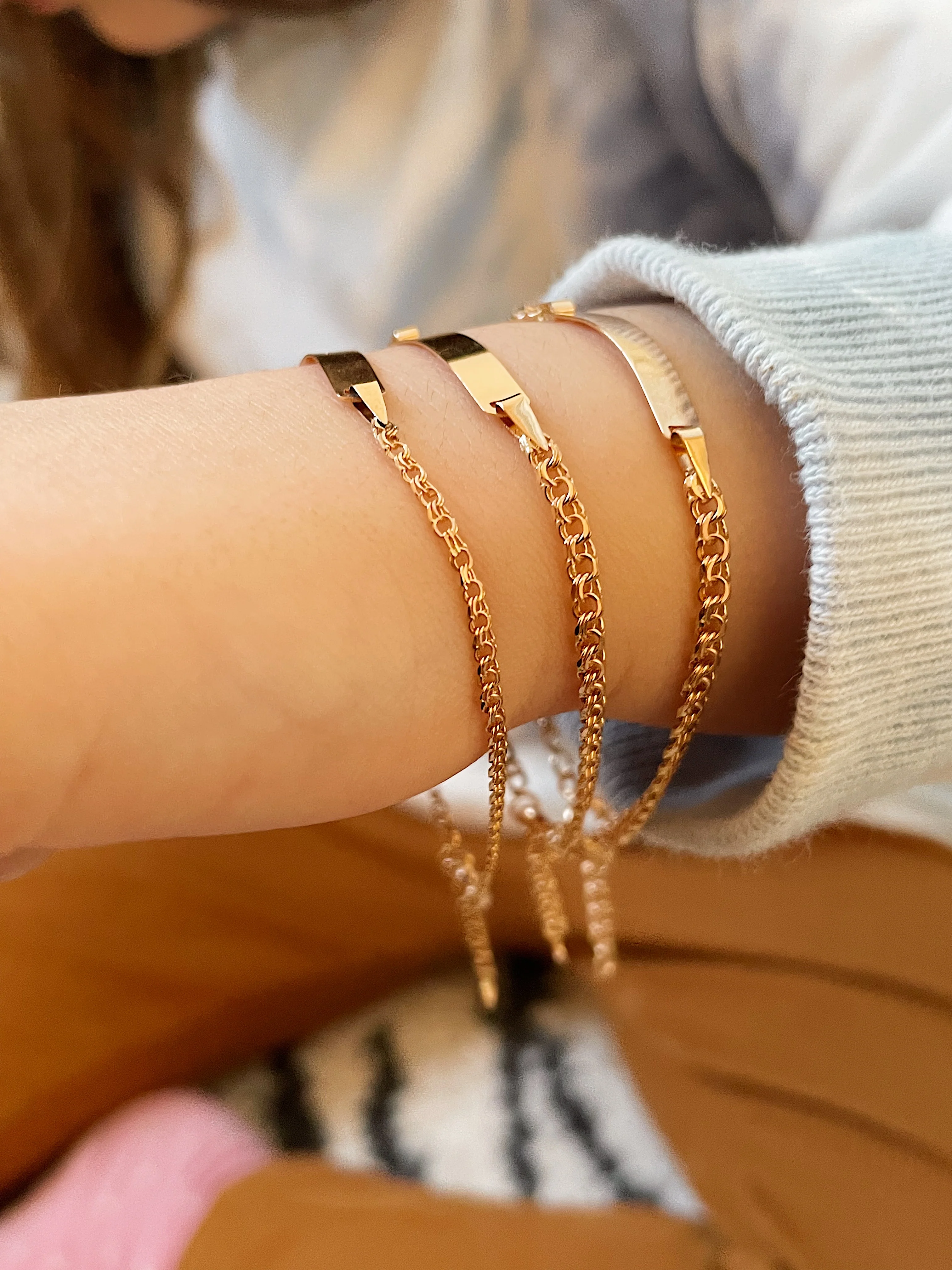 19.25k Yellow Gold Frizo Children's Bracelet - Image 8