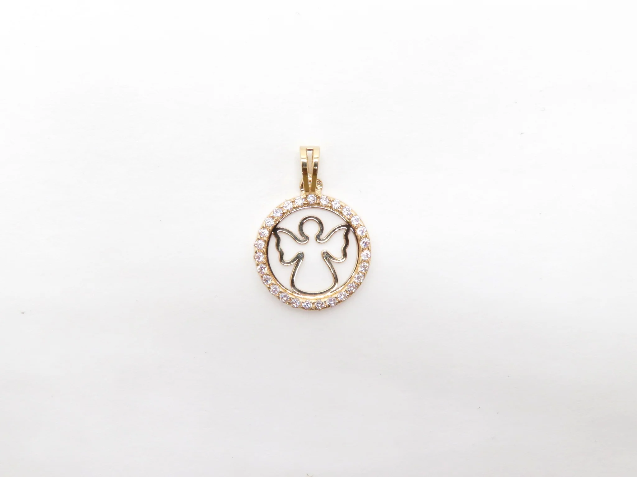 19.25k Yellow Gold Halo Angel Pendant - Image 4