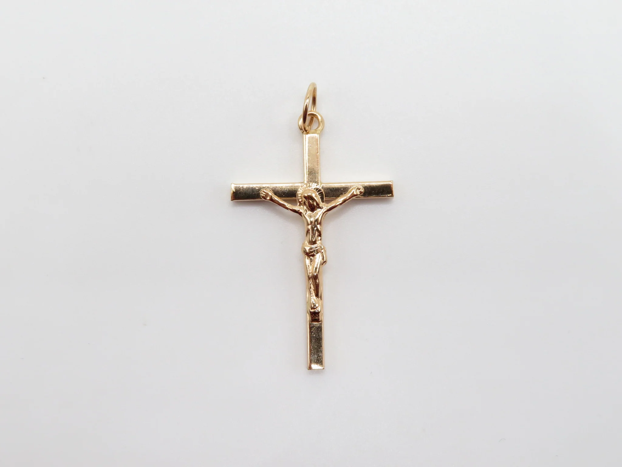 19.25k Yellow Gold Hollow Traditional Squared Cross - Image 3
