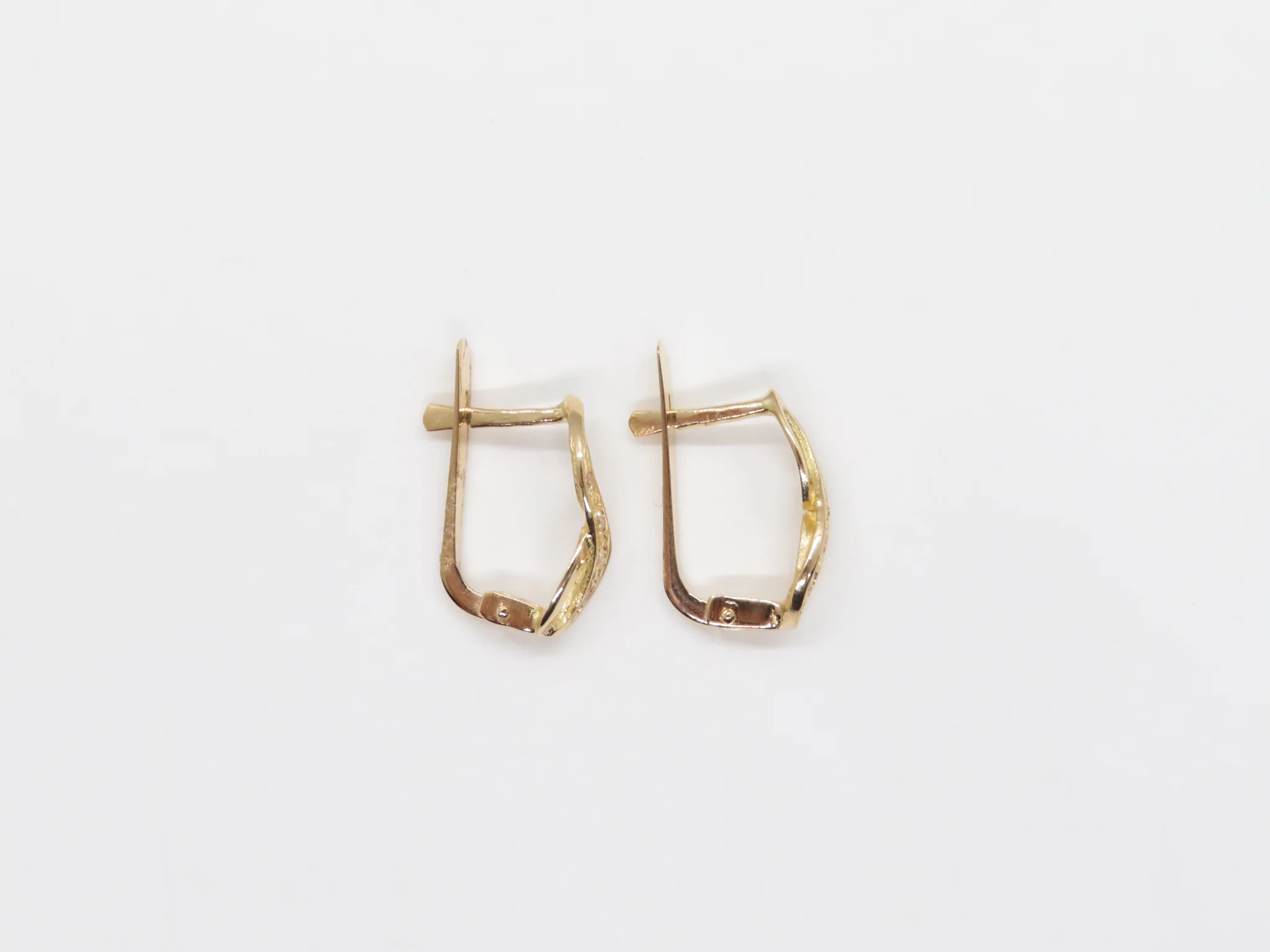 19.25k Yellow Gold Infinity Earrings - Image 5