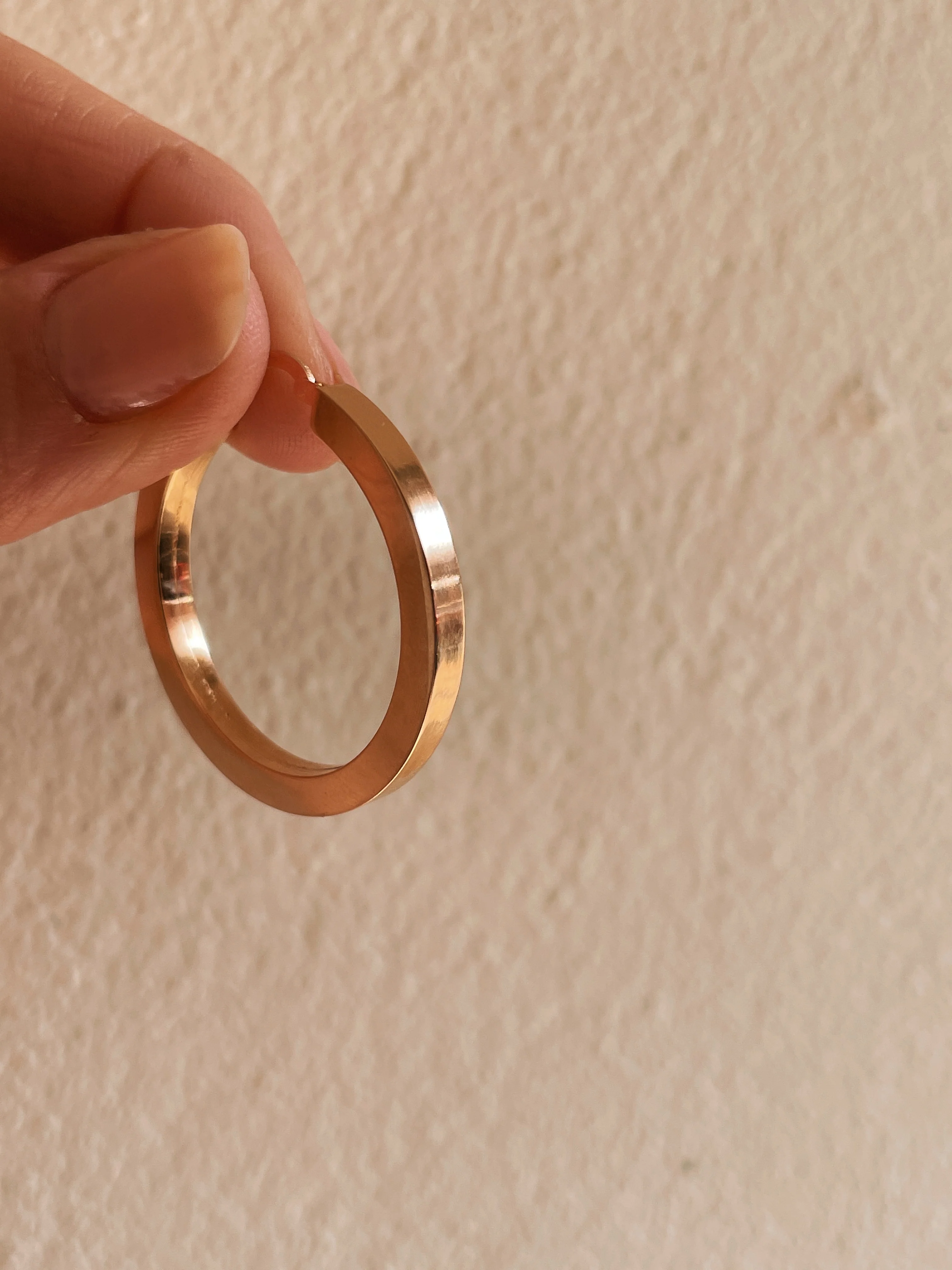 19.25k Yellow Gold Macro Flat Hoops - Image 7
