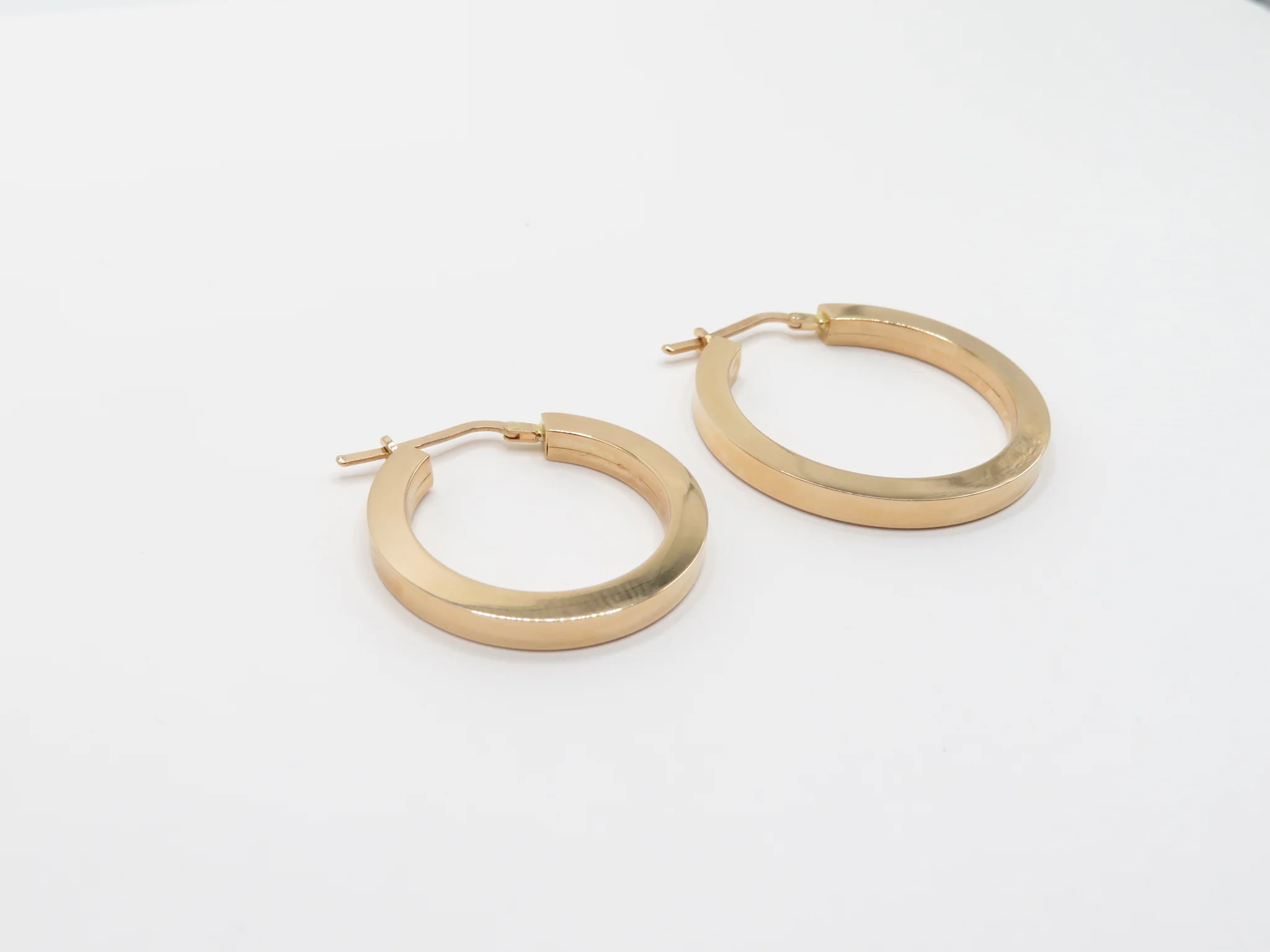 19.25k Yellow Gold Macro Flat Hoops - Image 9