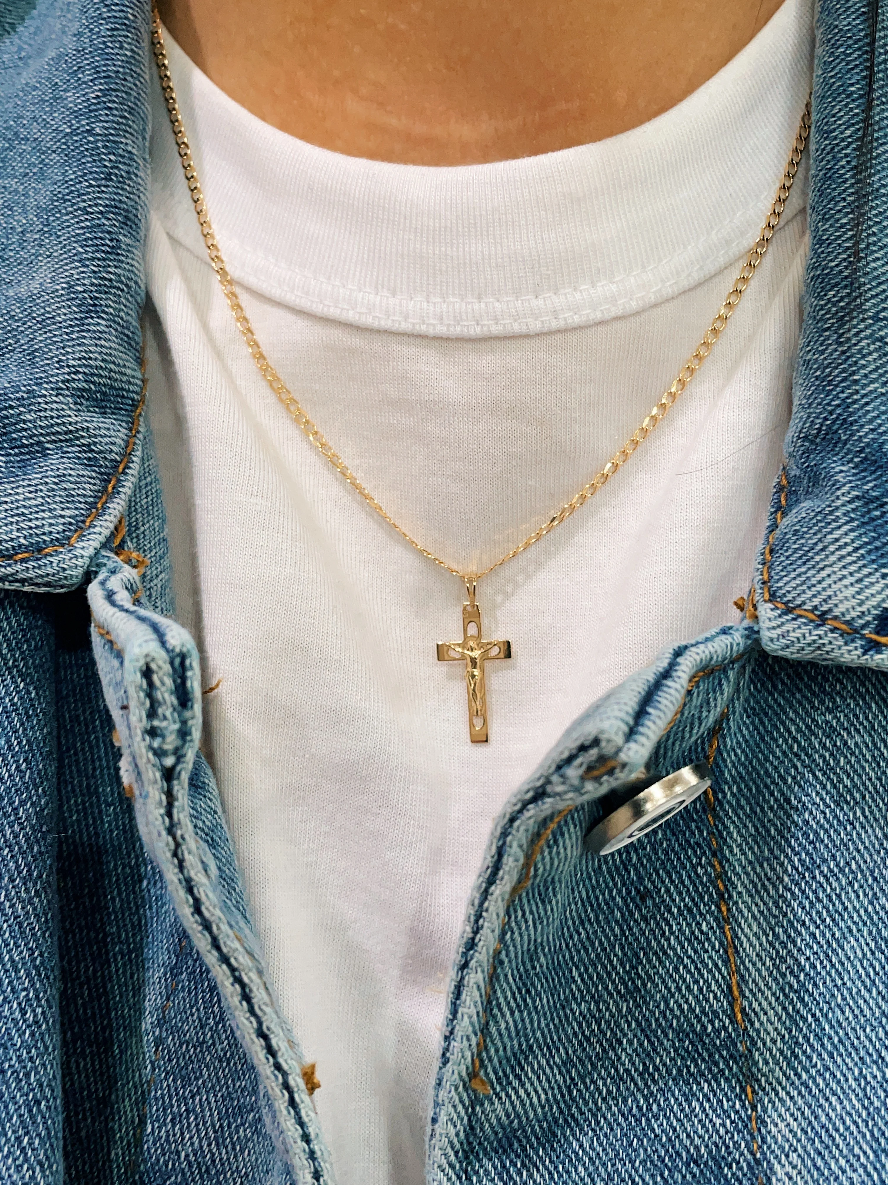 19.25k Matte Link Crucifix - Image 2