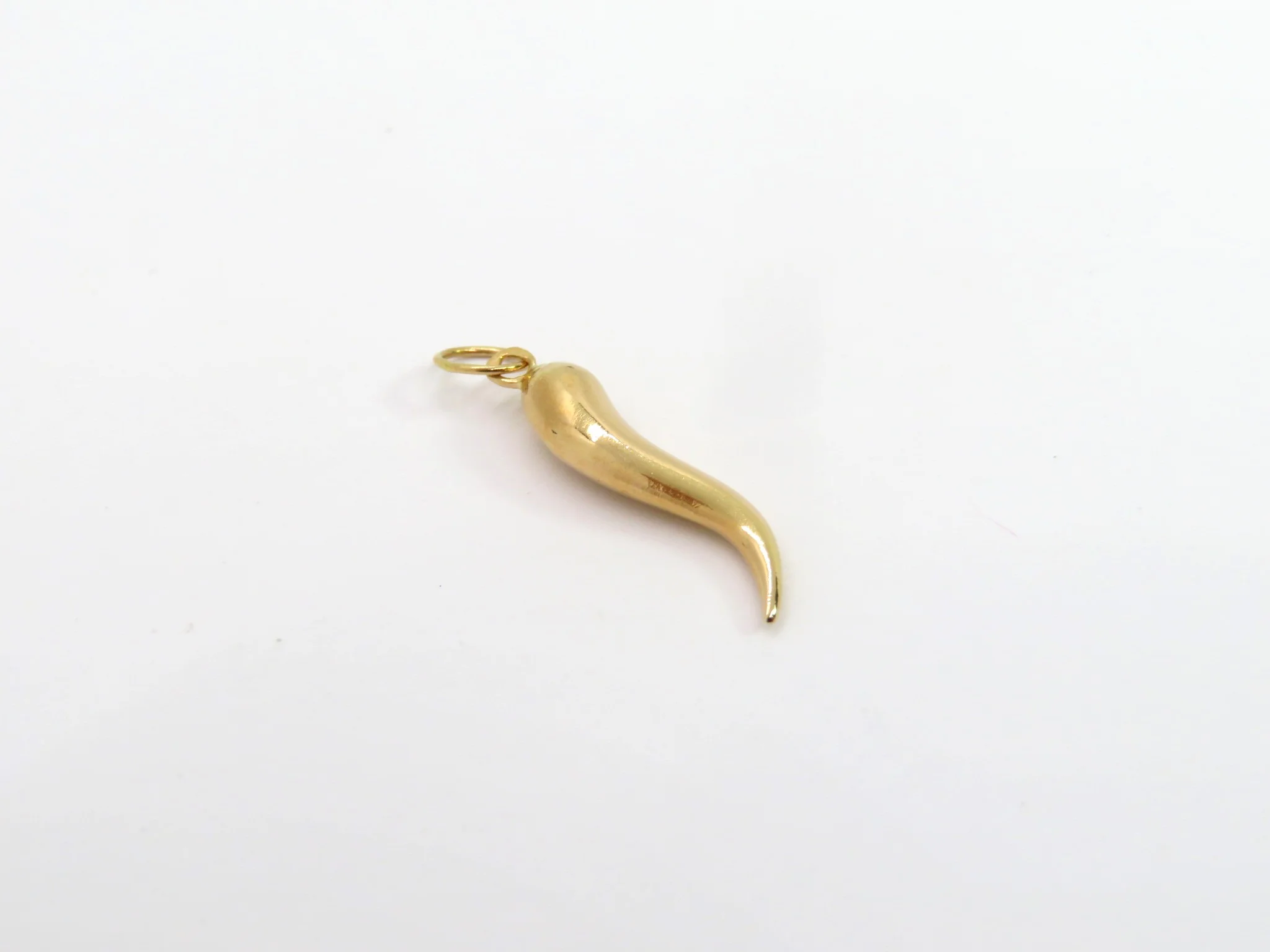 19.25k Yellow Gold Horn Pendant - Image 7