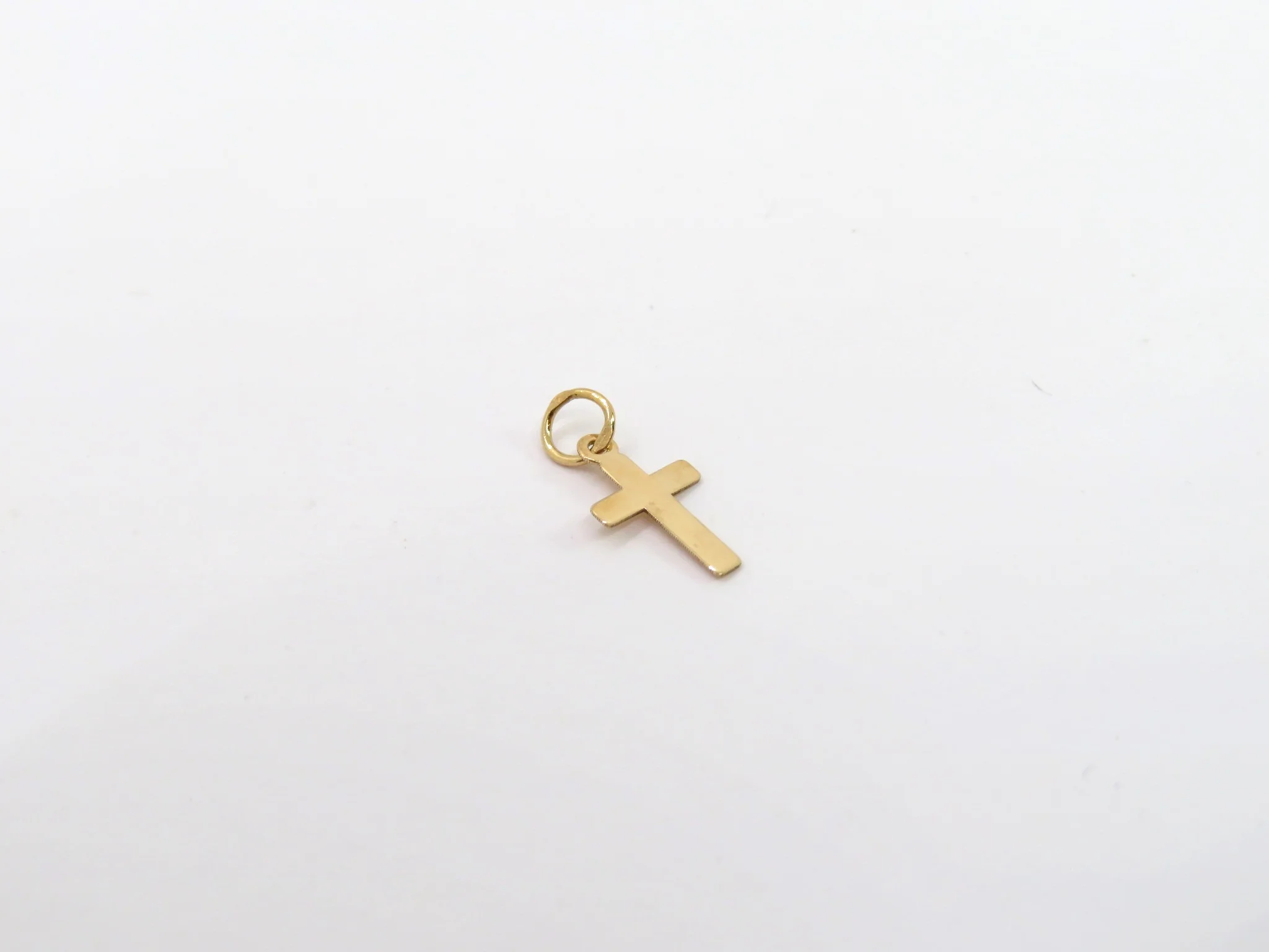 19.25k Yellow Gold Mini Flat Cross