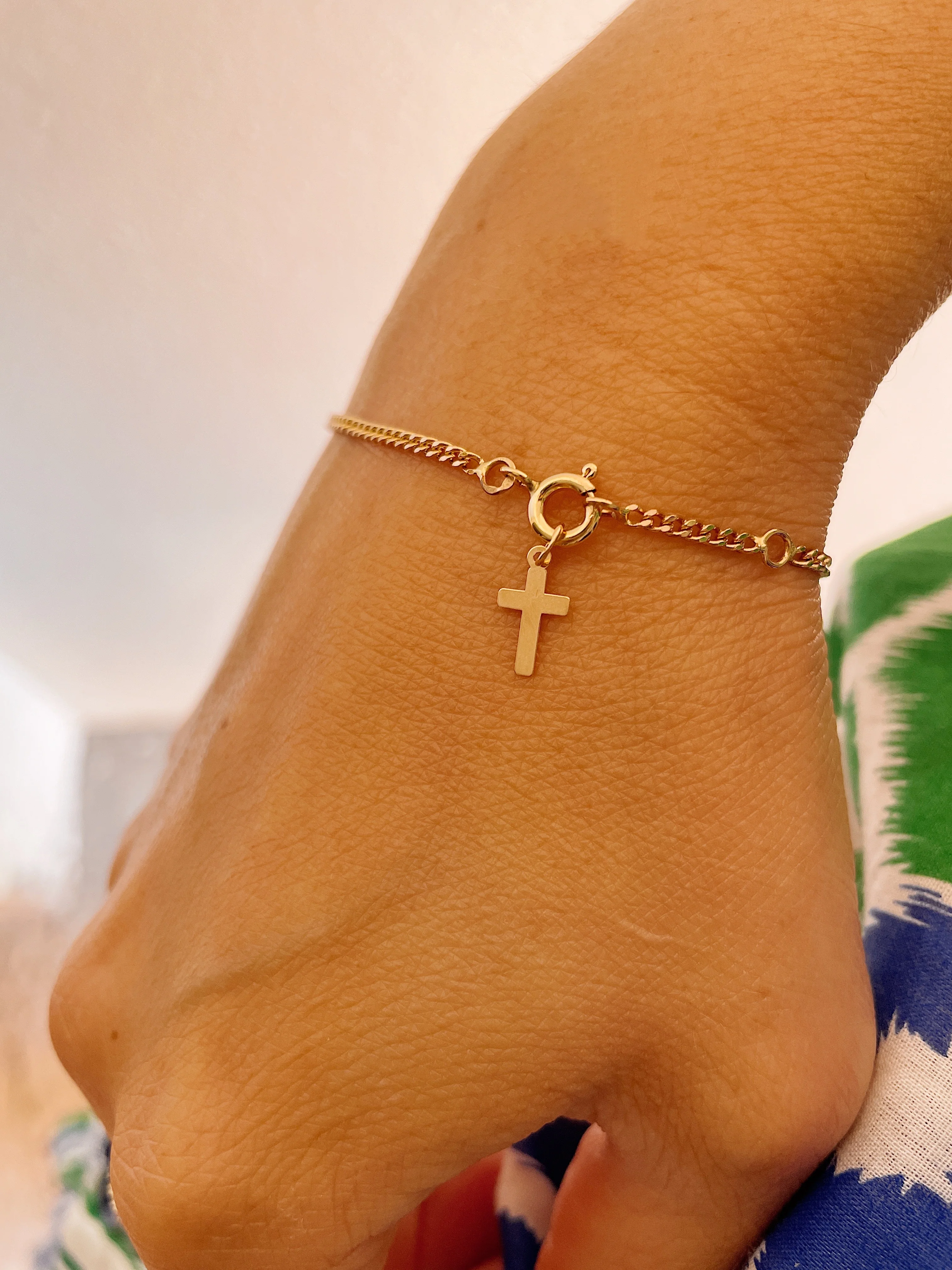19.25k Yellow Gold Mini Flat Cross - Image 2