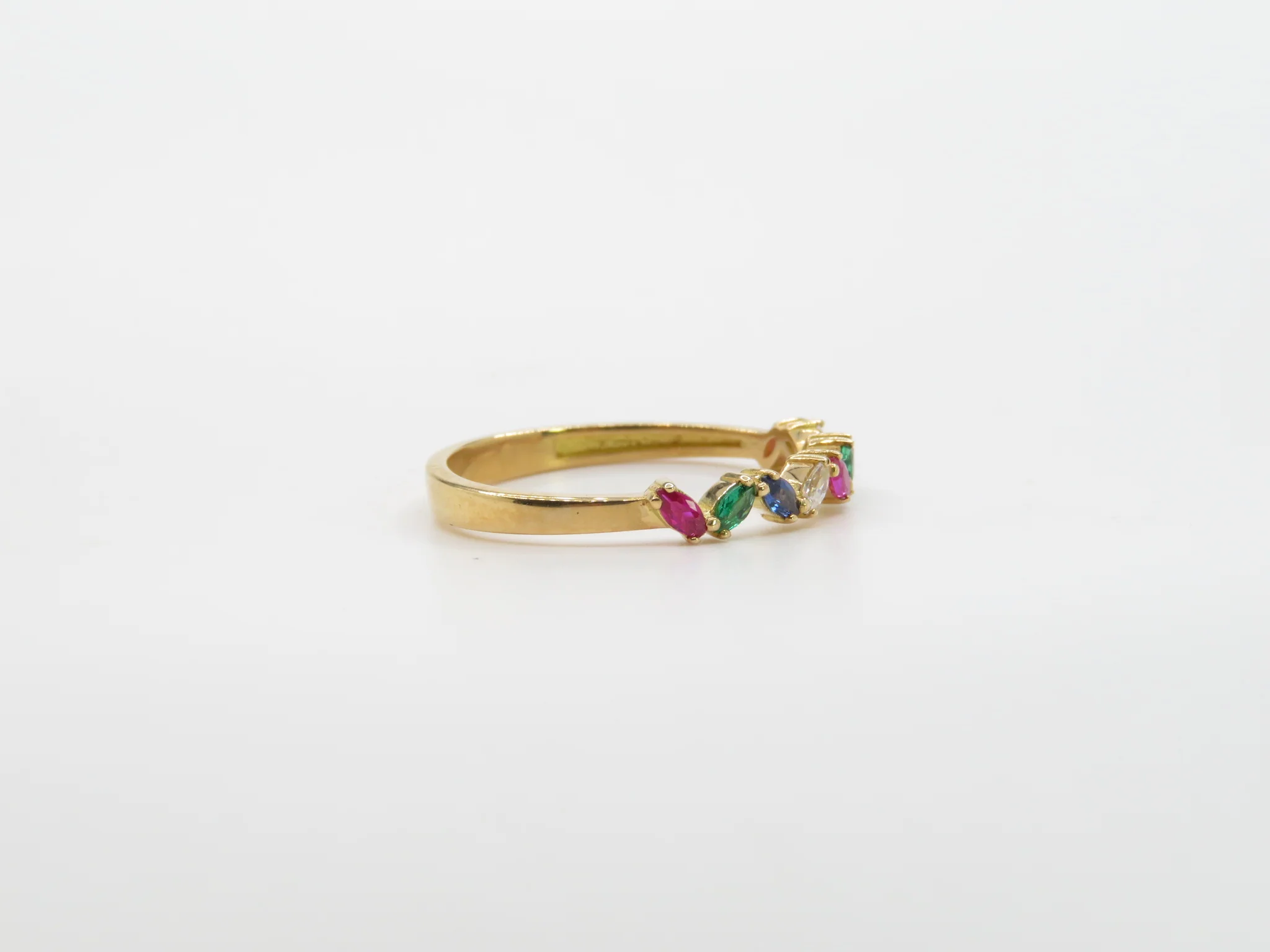 19.25k Yellow Gold Multi Colour Marquise Band - Image 3