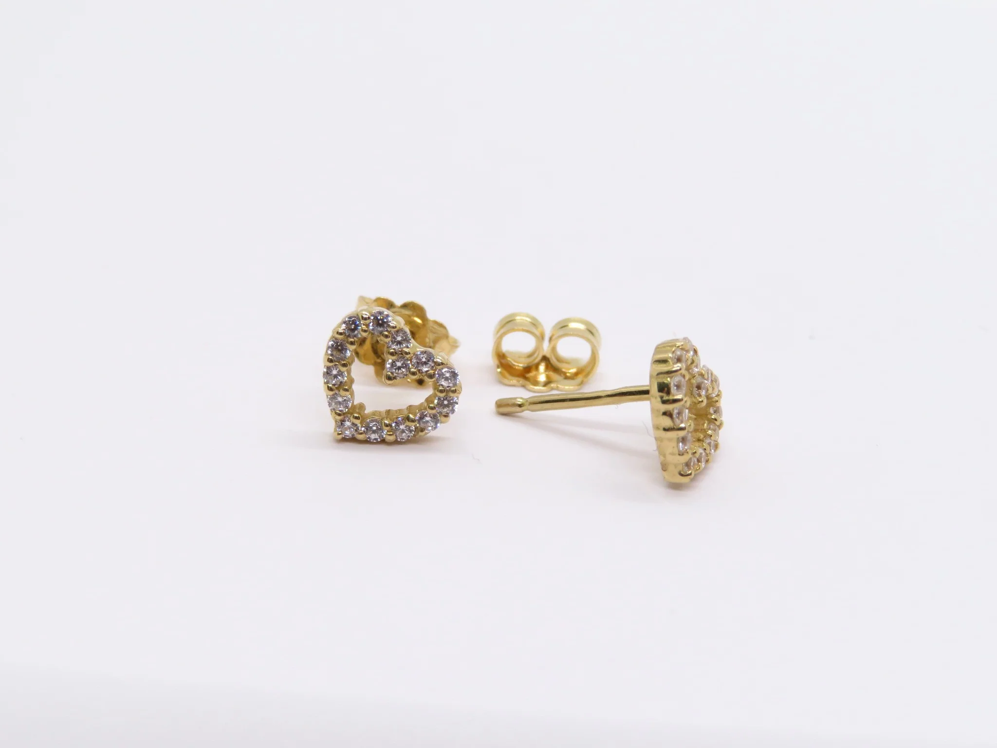 19.25k Yellow Gold Open Heart Stud Earrings - Image 4
