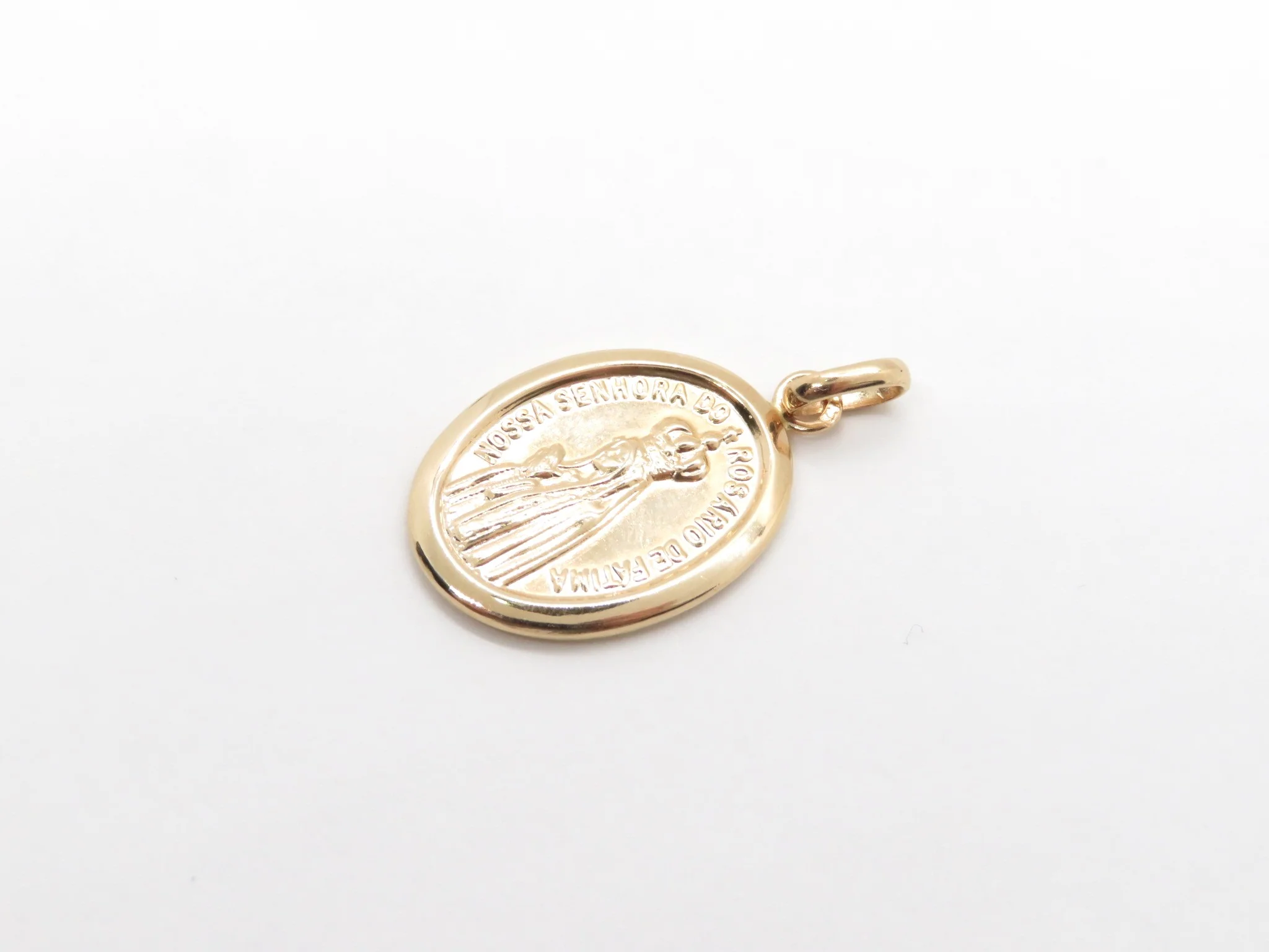 19.25k Yellow Gold Oval Our Lady of Fatima Medal - Image 4