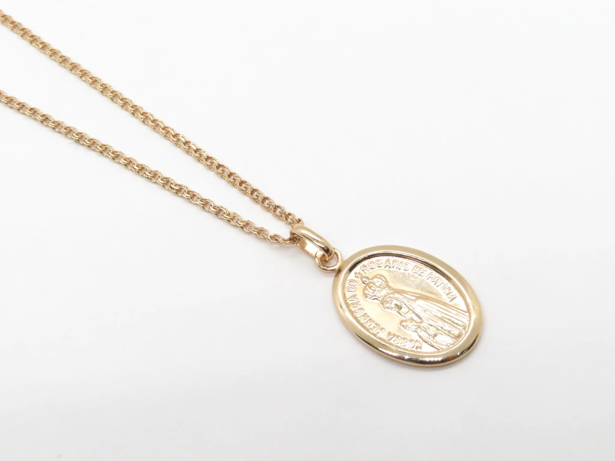 19.25k Yellow Gold Oval Our Lady of Fatima Medal - Image 5