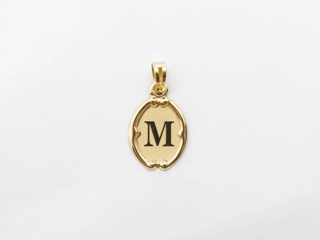 19.25k Oval Trimmed Initial Pendant - Image 16