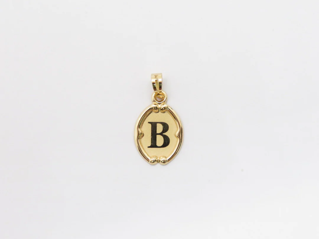 19.25k Oval Trimmed Initial Pendant - Image 3