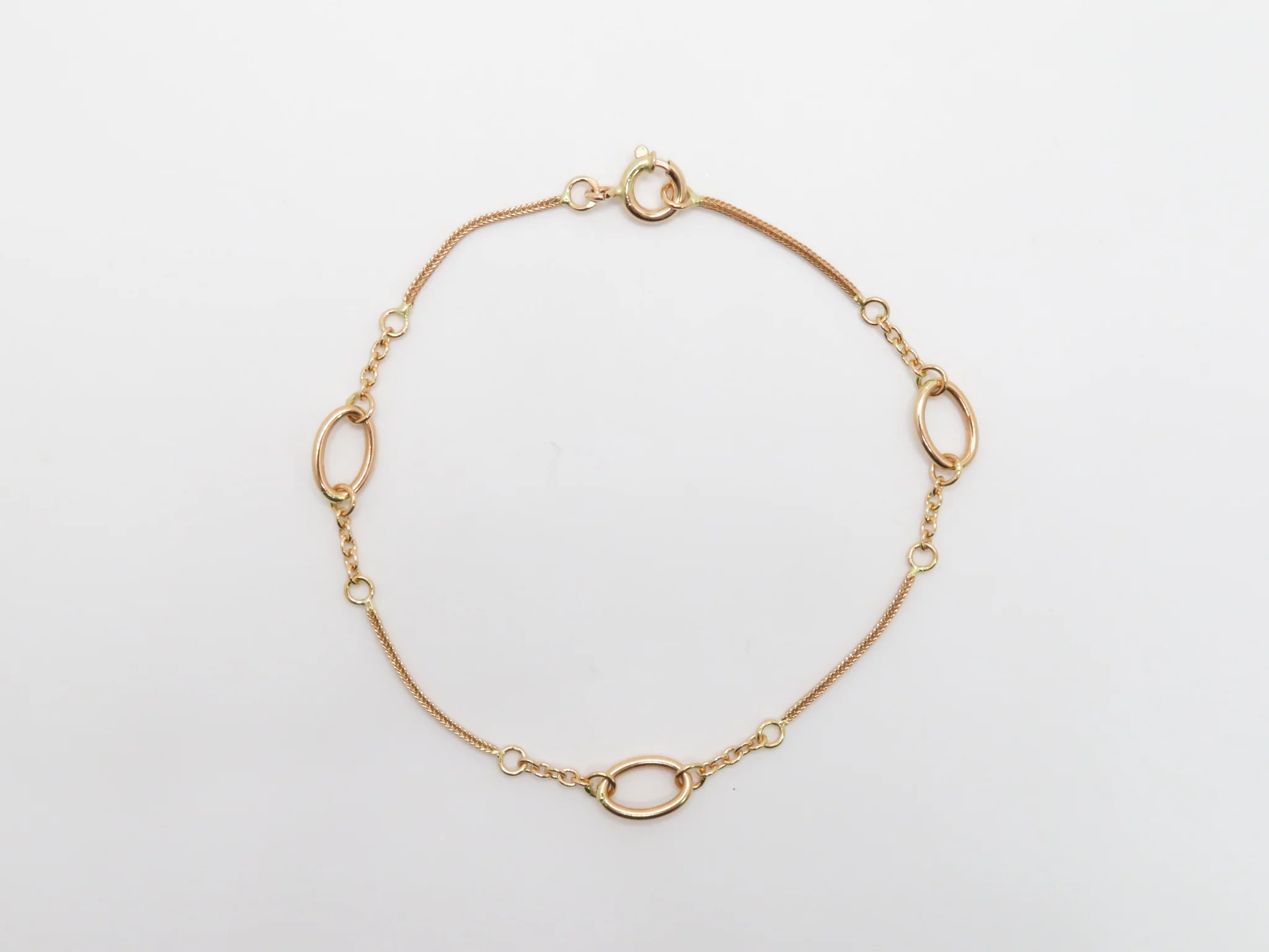 19.25k Yellow Gold Oval & Wheat Link Bracelet - Image 5