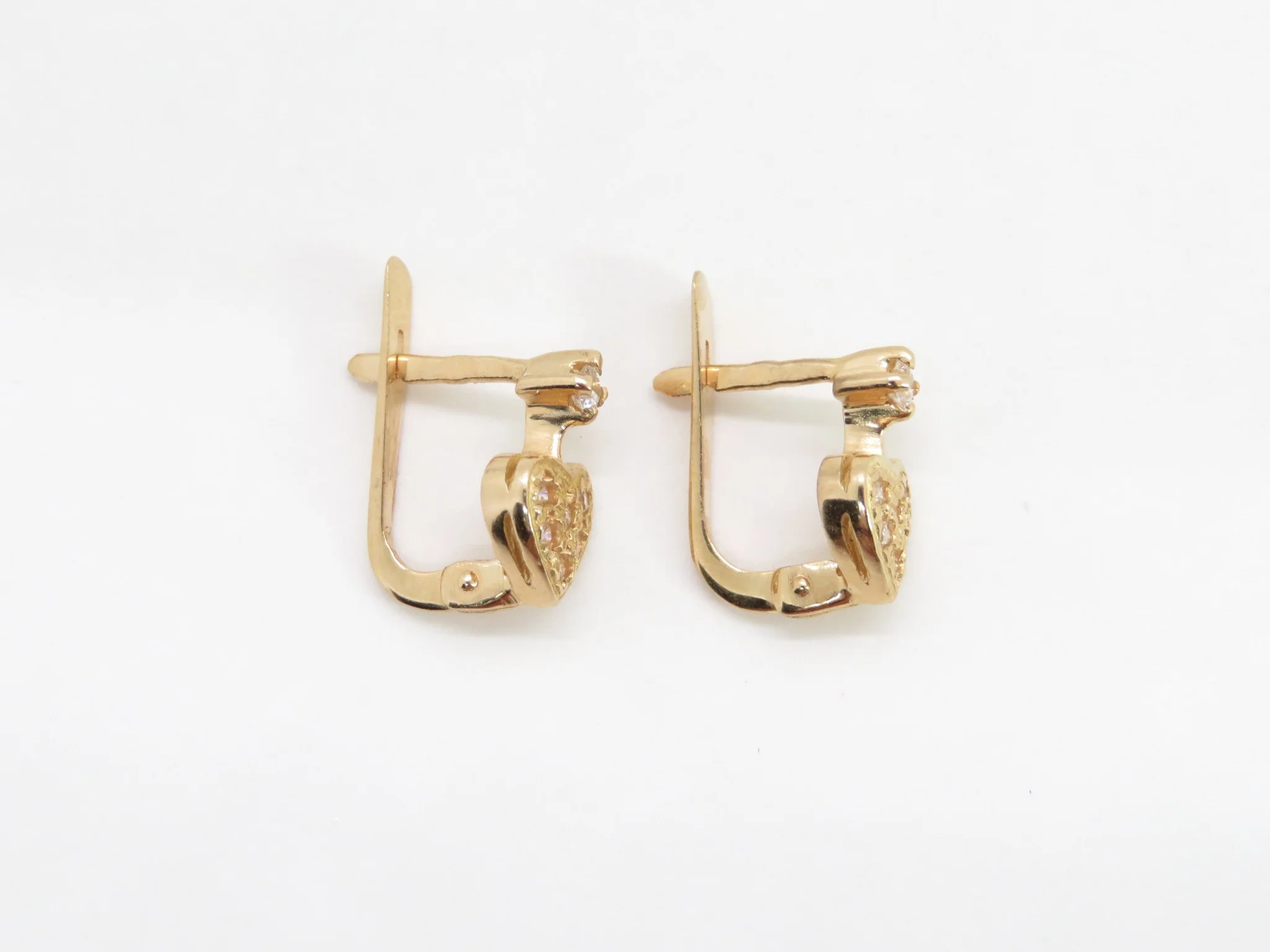 19.25k Pave Heart Earrings - - Image 5