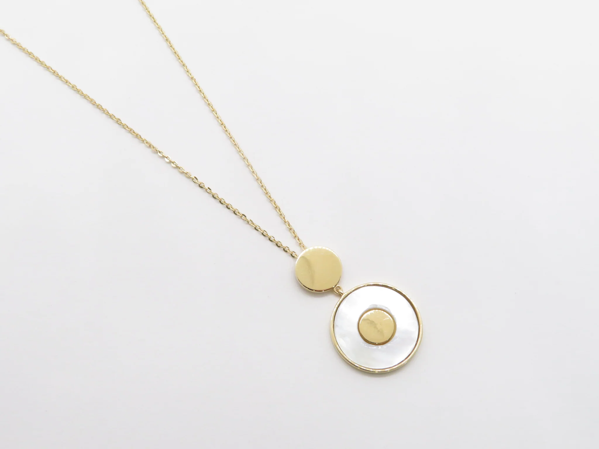19.25k Yellow Gold Perla Necklace - Image 2