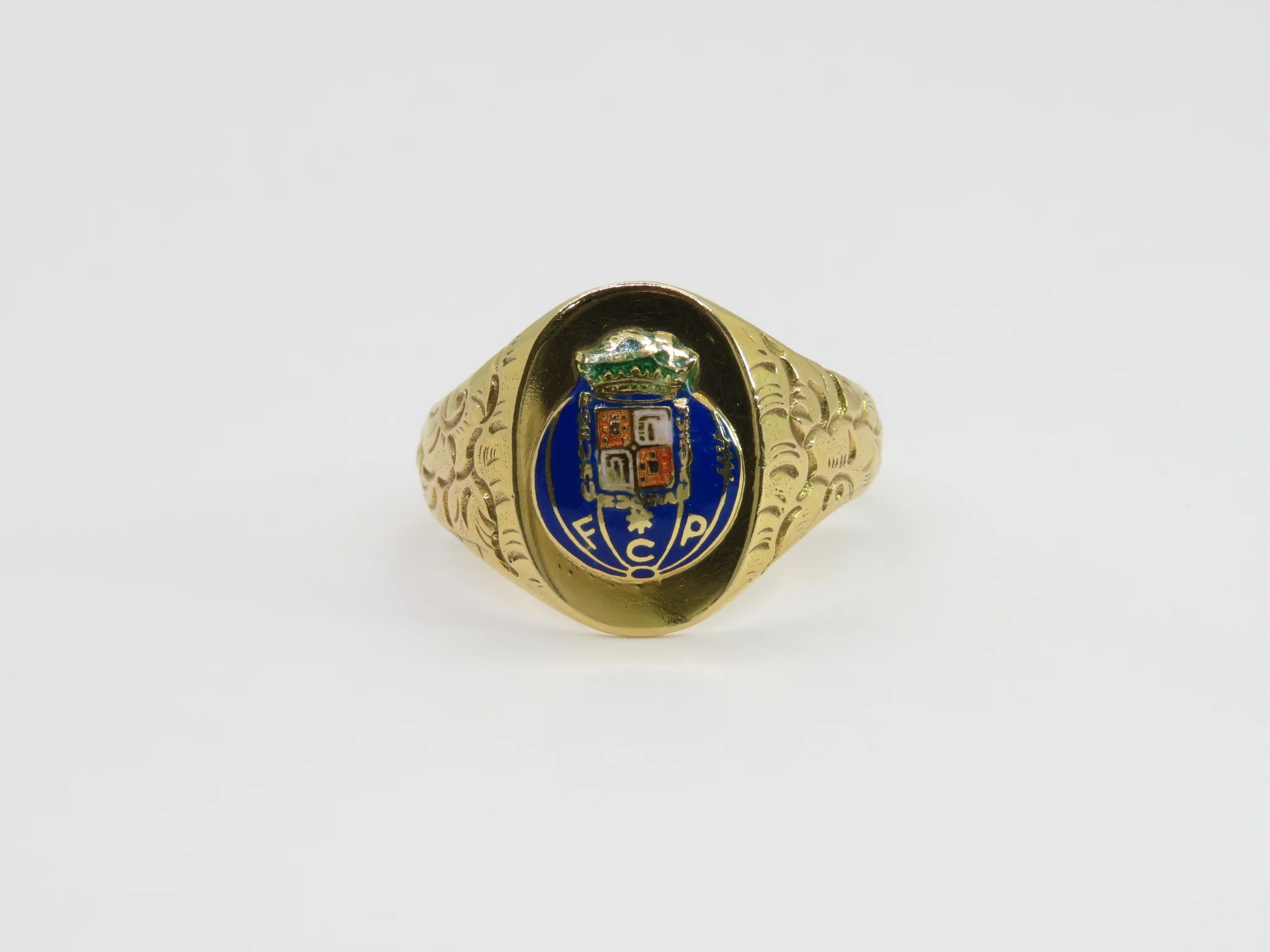 19.25k Yellow Gold Oval Porto Ring
