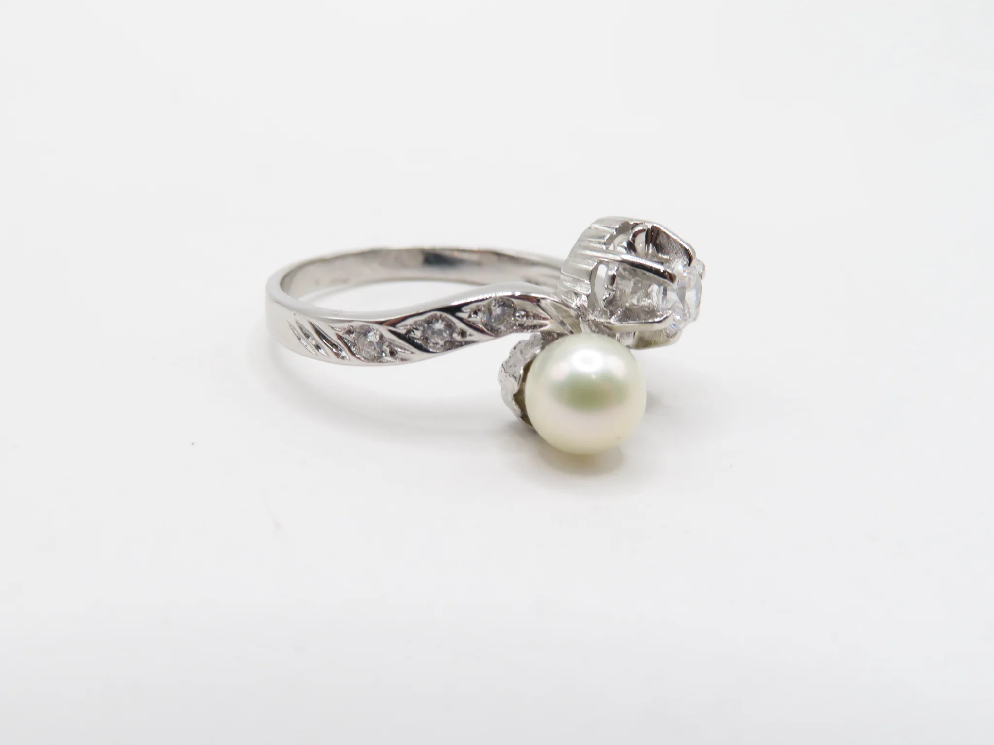 19.25k Yellow Gold Toi et Moi Ring - Image 6