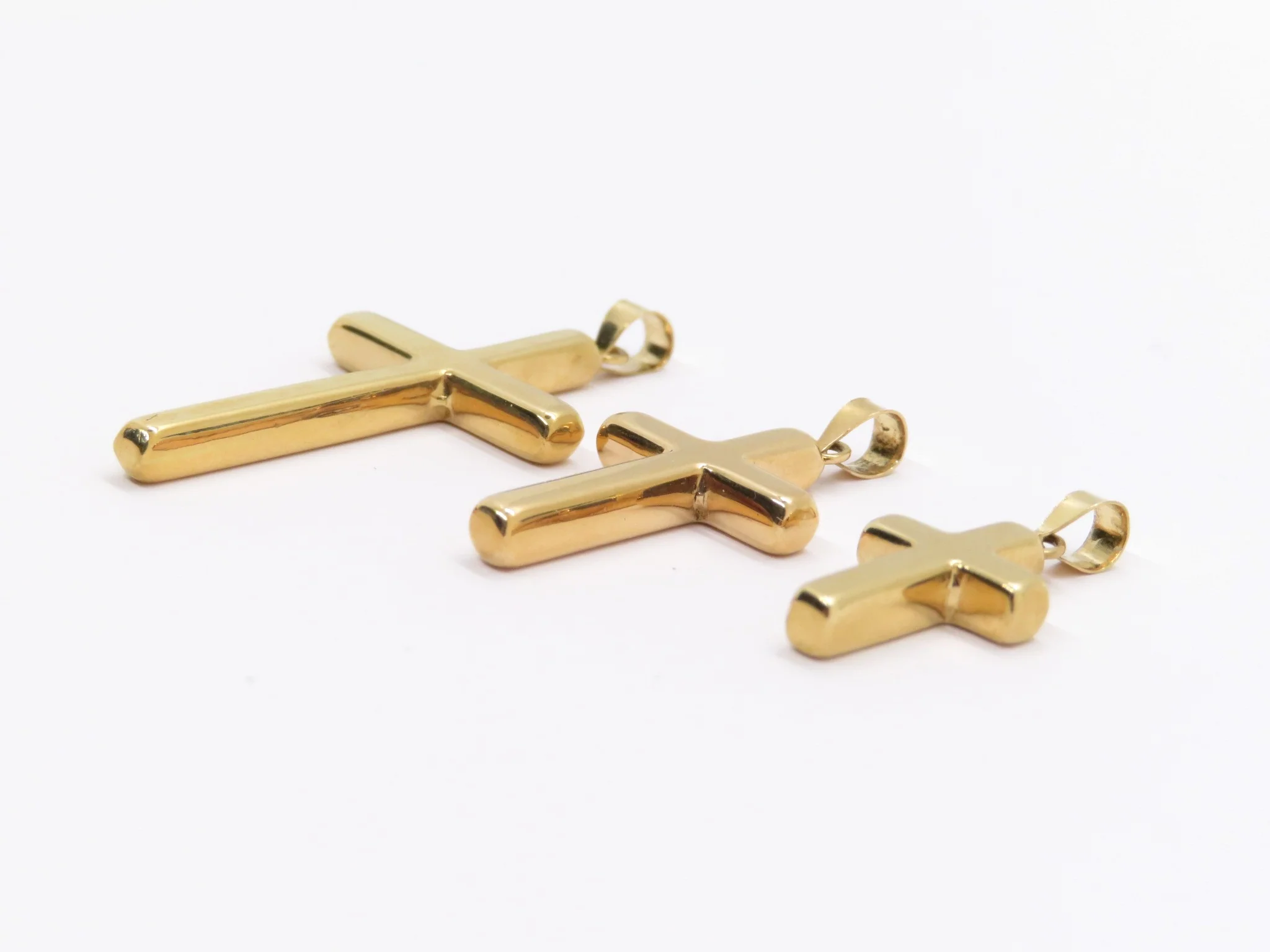 19.25k Yellow Gold Puffy Cross Pendant - Image 3