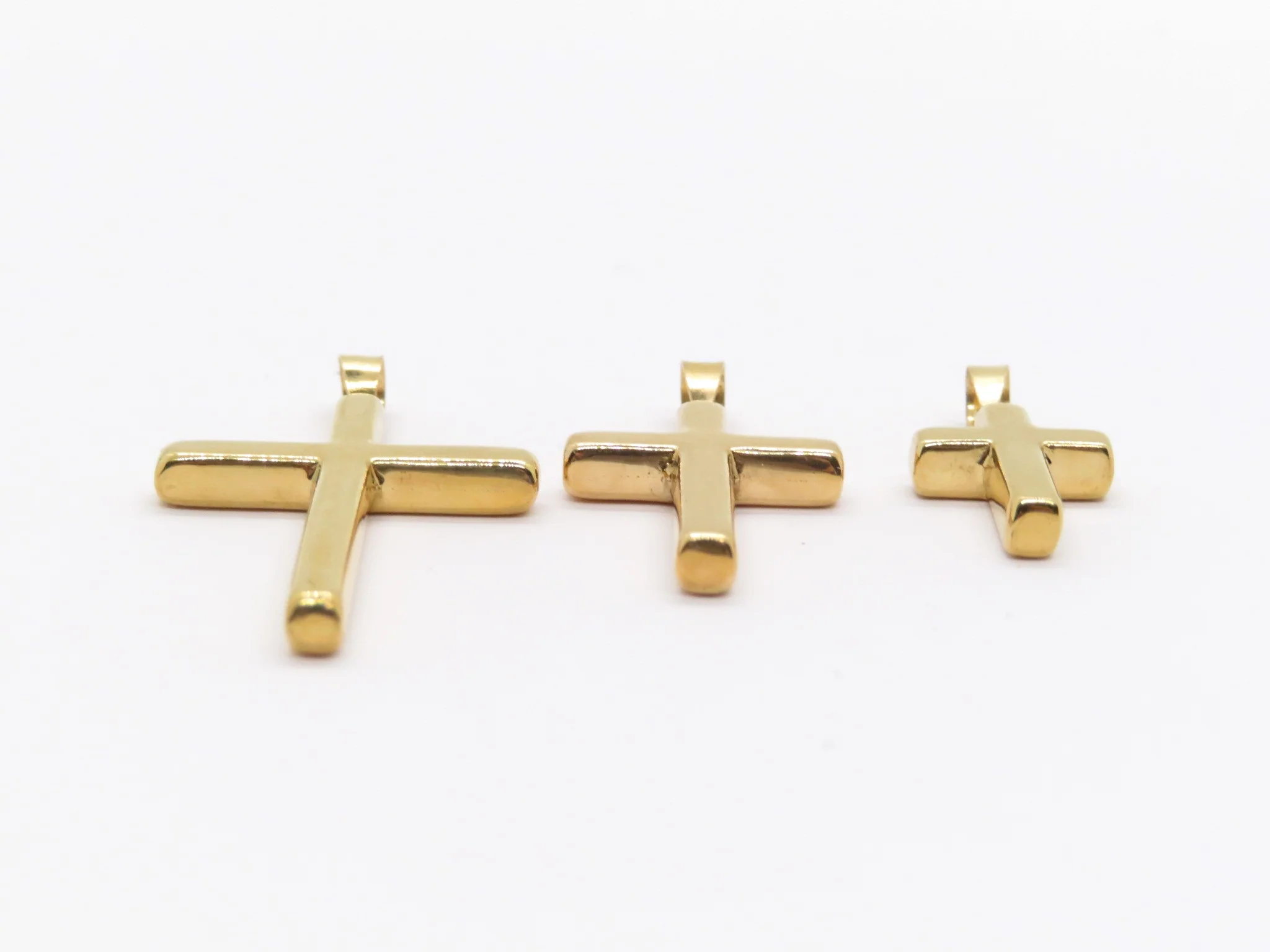 19.25k Yellow Gold Puffy Cross Pendant - Image 4