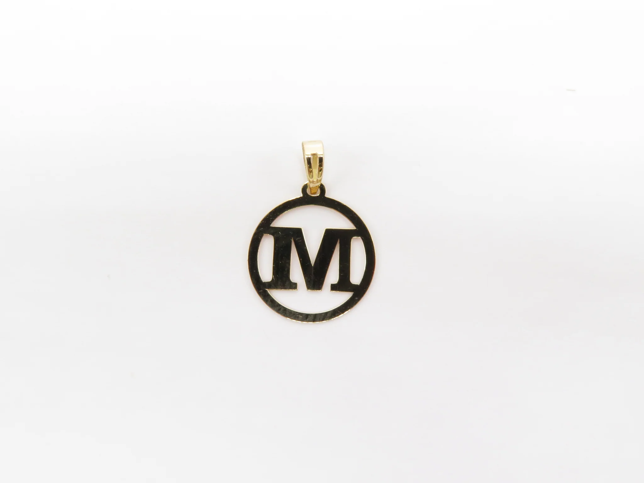 19.25k Yellow Gold Round Frame Initials - Image 16