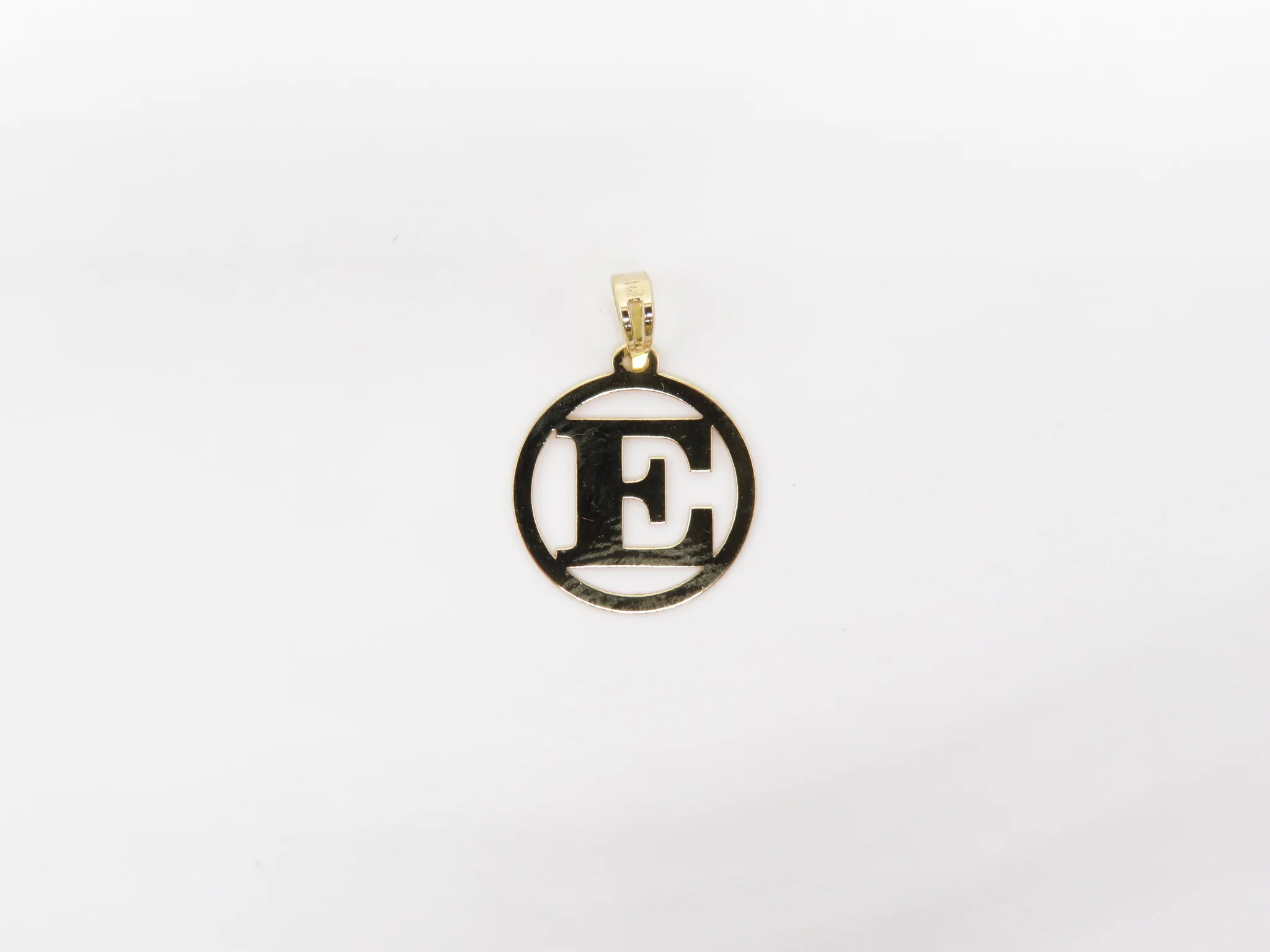 19.25k Yellow Gold Round Frame Initials - Image 5