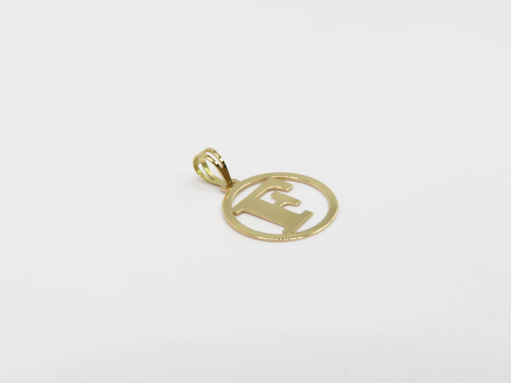 19.25k Yellow Gold Round Frame Initials - Image 7