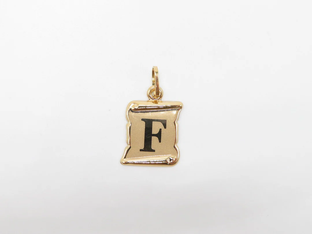 19.25k Yellow Gold Scroll Initial Pendant - Image 7
