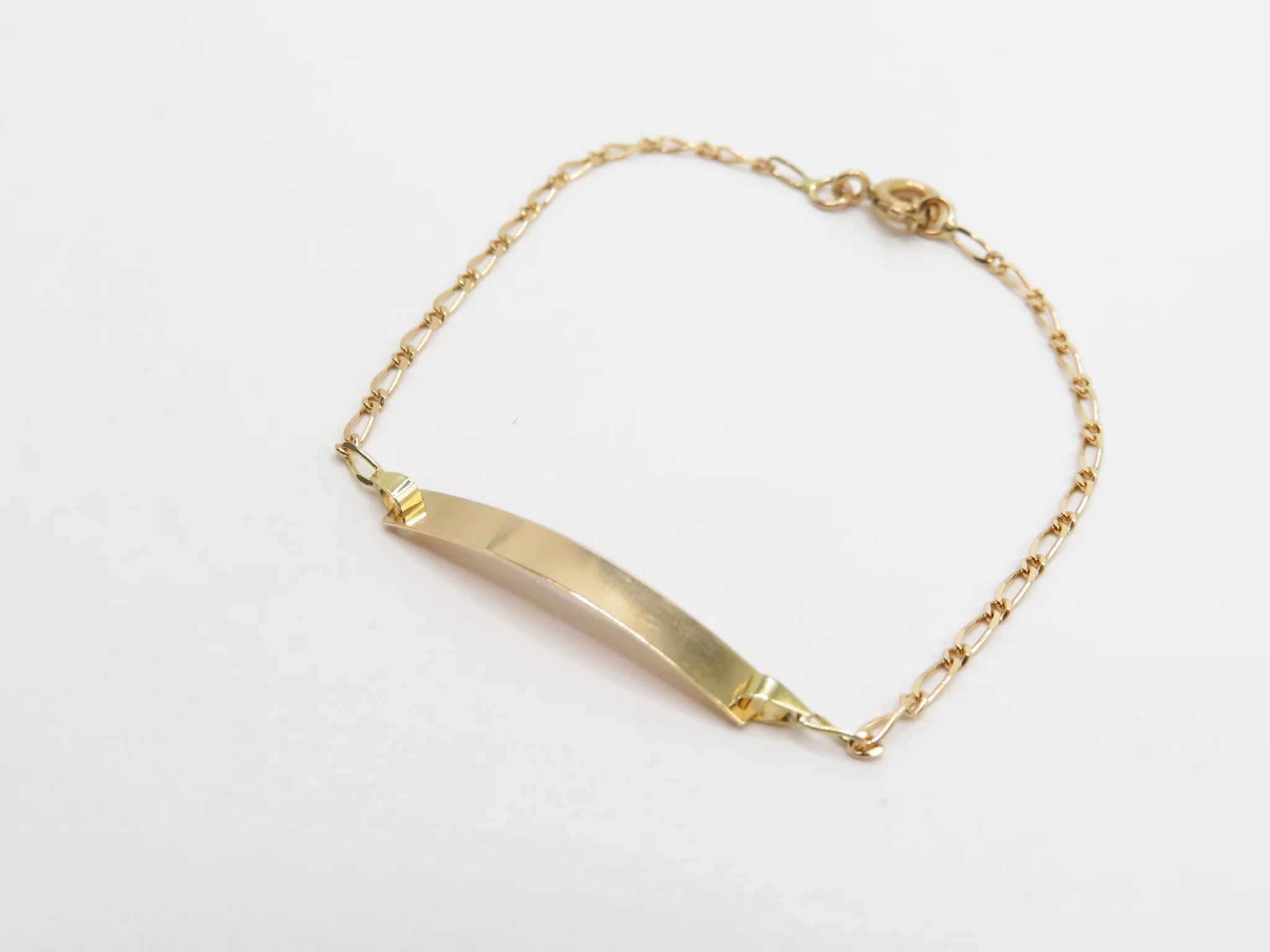 19.25k Yellow Gold Single Figaro ID Bracelet